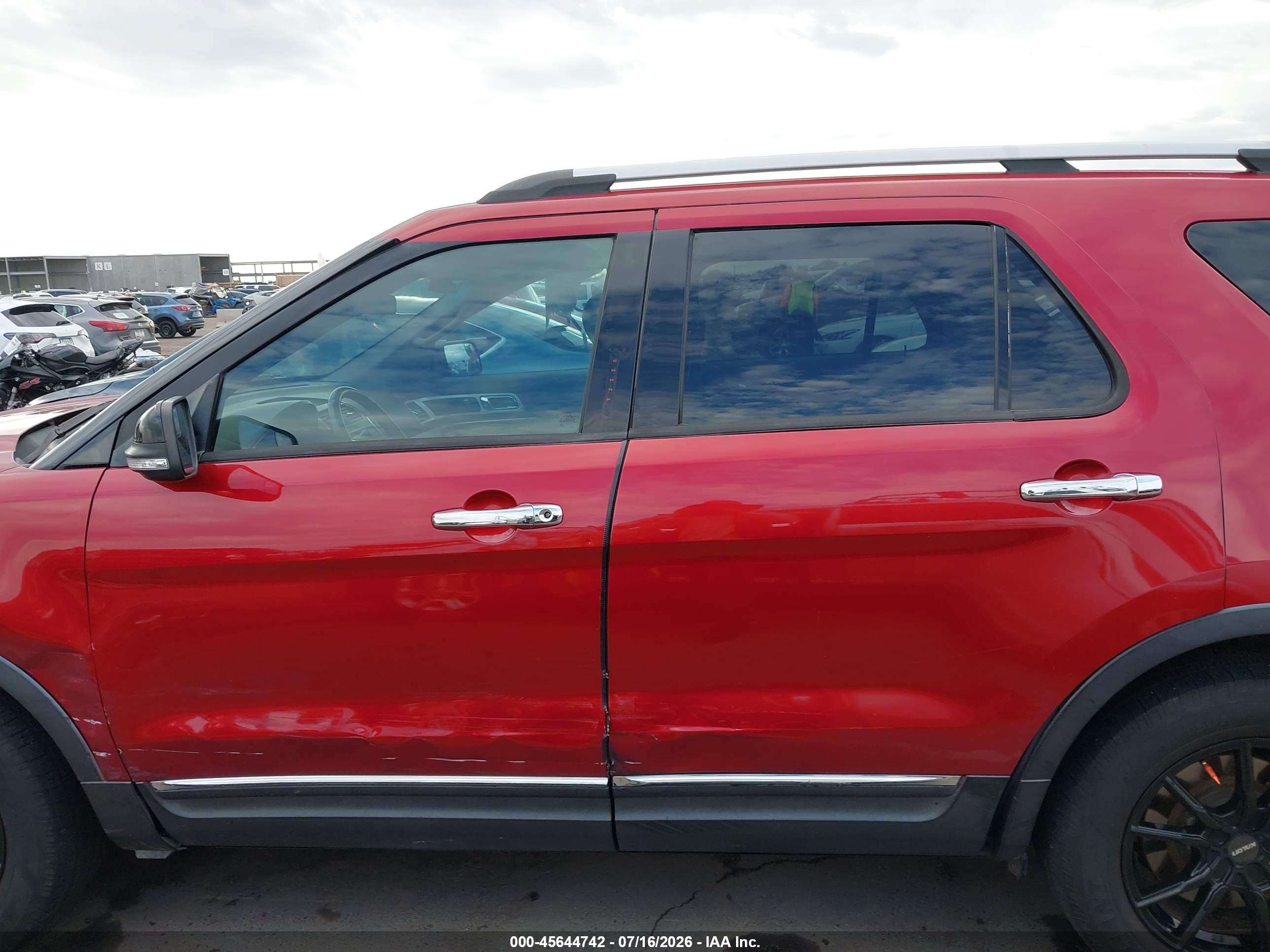 2014 Ford Explorer Xlt Red vin: 1FM5K7D95EGA17761