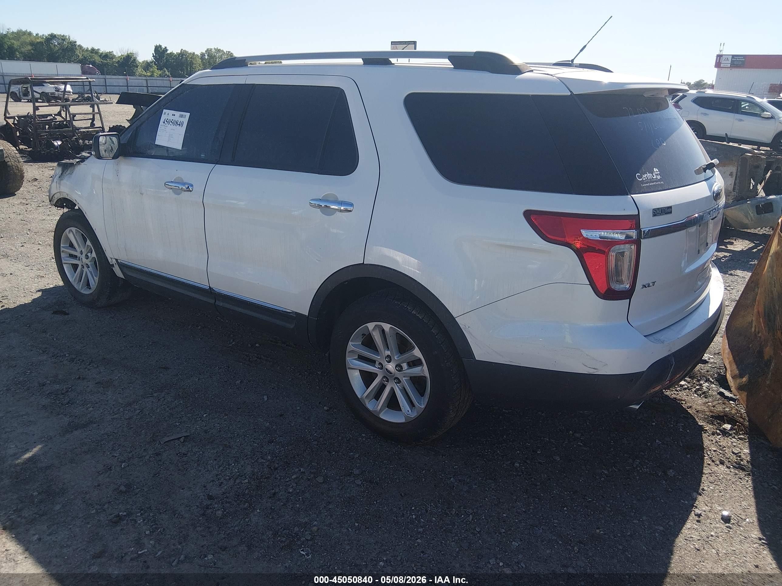 2015 Ford Explorer Xlt White vin: 1FM5K7D95FGA06857