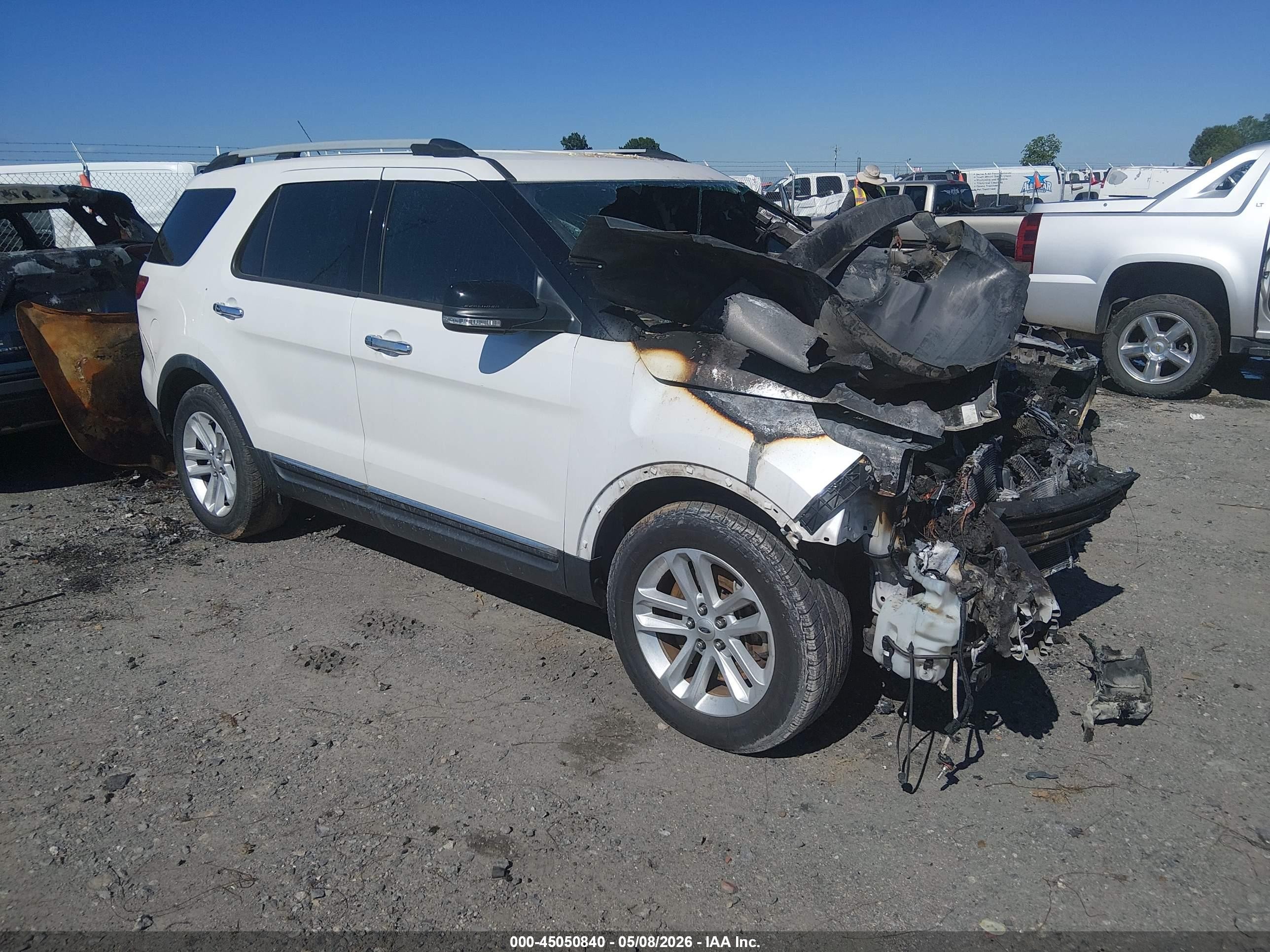 2015 Ford Explorer Xlt White vin: 1FM5K7D95FGA06857