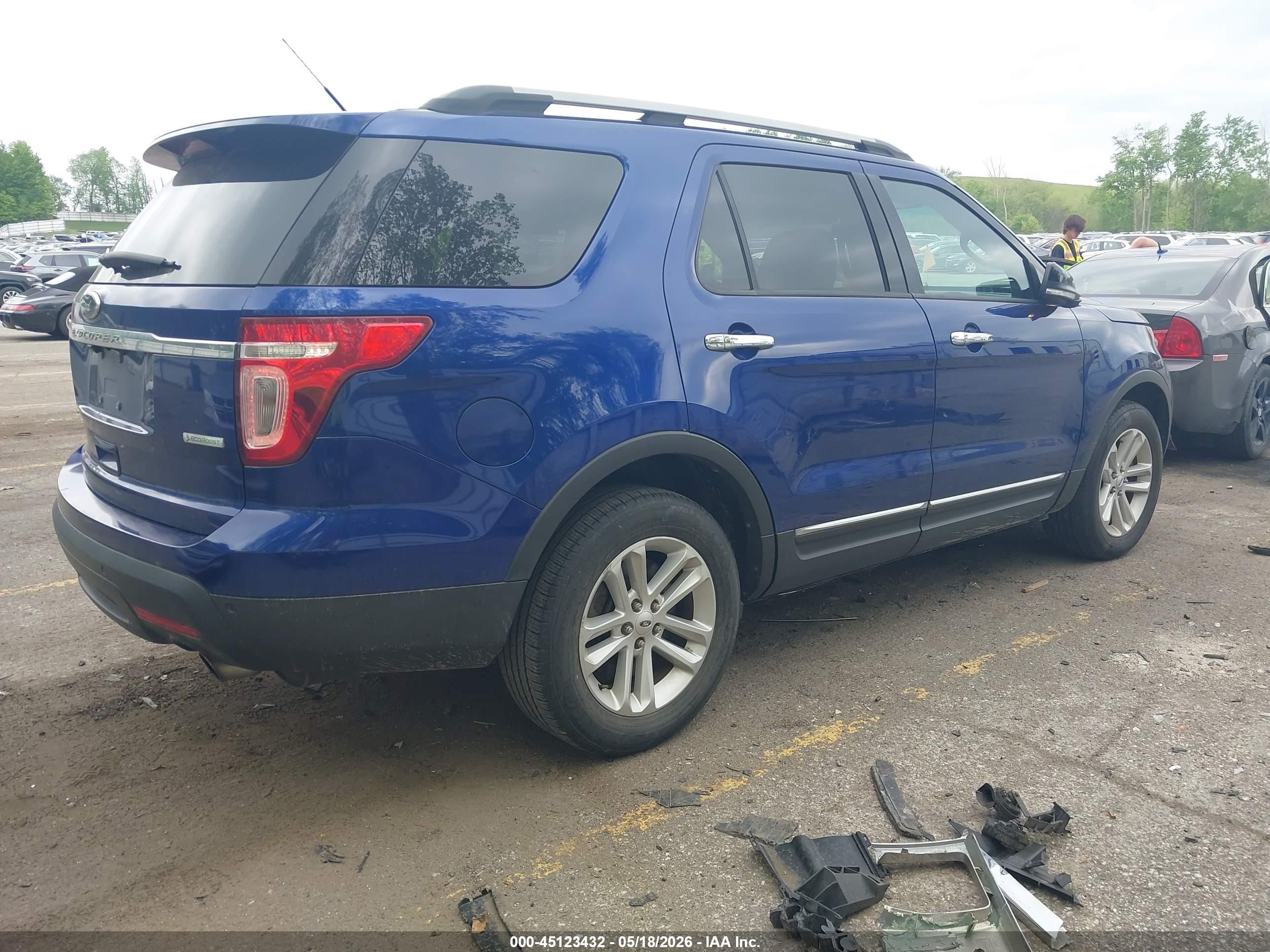 2013 Ford Explorer Xlt Blue vin: 1FM5K7D96DGC56962