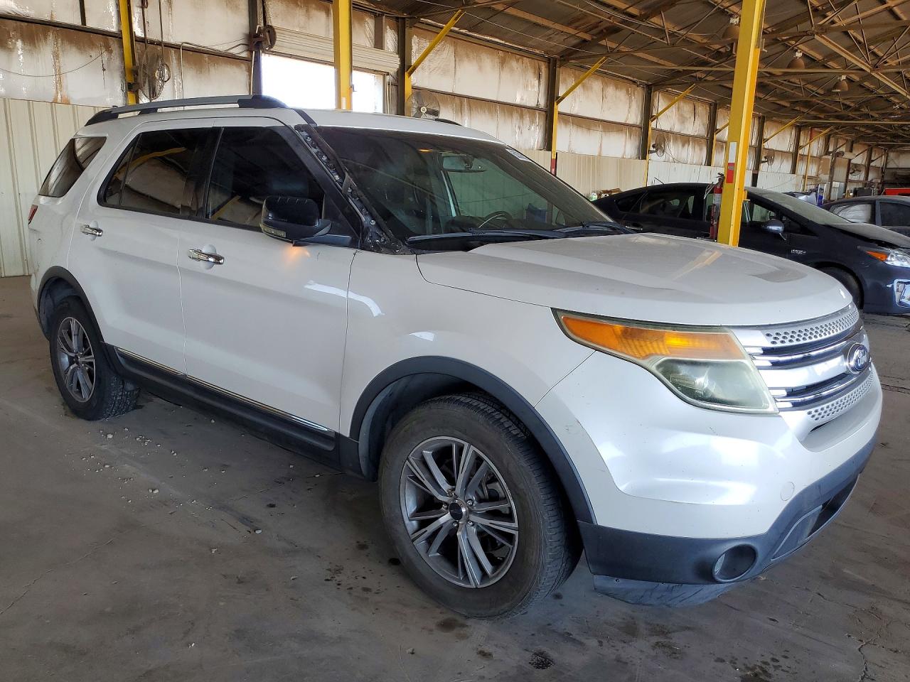 2013 Ford Explorer Xlt White vin: 1FM5K7D97DGA04170