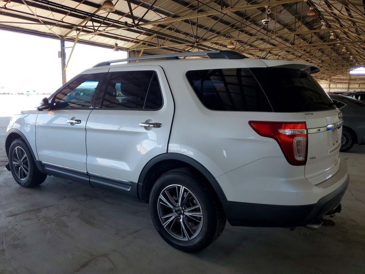 2013 Ford Explorer Xlt White vin: 1FM5K7D97DGA04170
