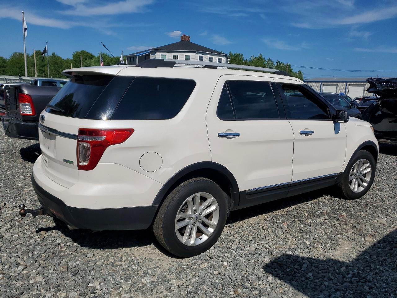 2013 Ford Explorer Xlt White vin: 1FM5K7D97DGC13585