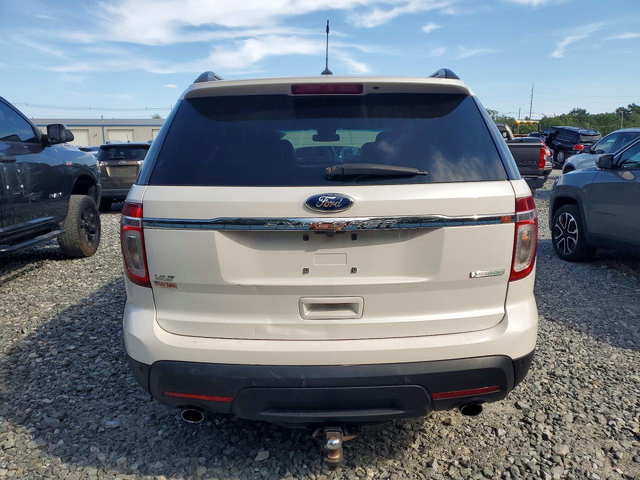 2013 Ford Explorer Xlt White vin: 1FM5K7D97DGC13585