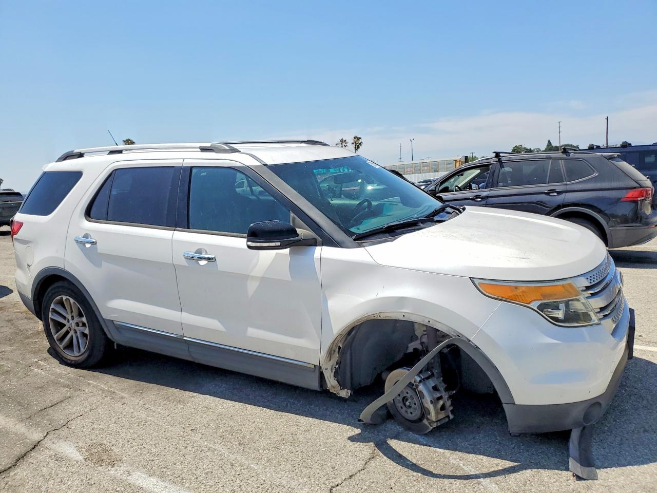 2013 Ford Explorer Xlt White vin: 1FM5K7D9XDGC61632