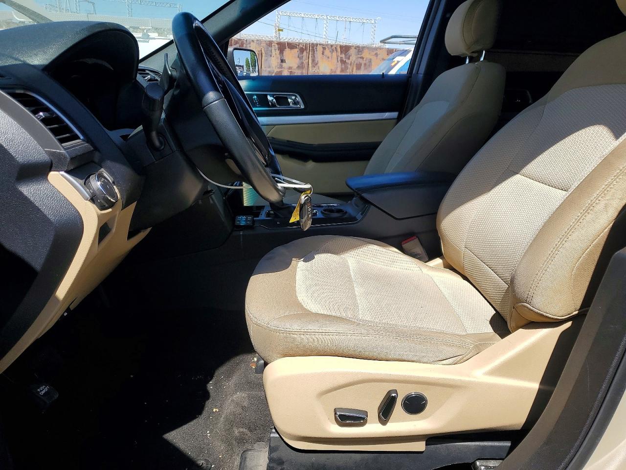 2017 Ford Explorer Xlt Gold vin: 1FM5K7DH0HGC89694