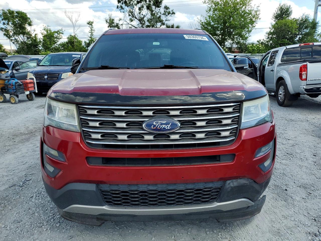 2017 Ford Explorer Red vin: 1FM5K7DH2HGE19684