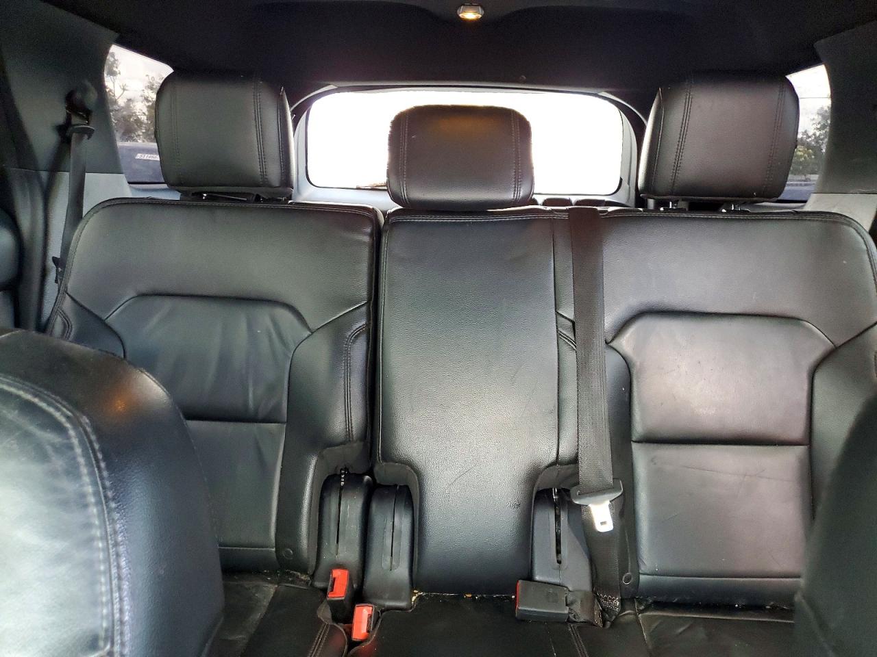 2017 Ford Explorer Red vin: 1FM5K7DH2HGE19684