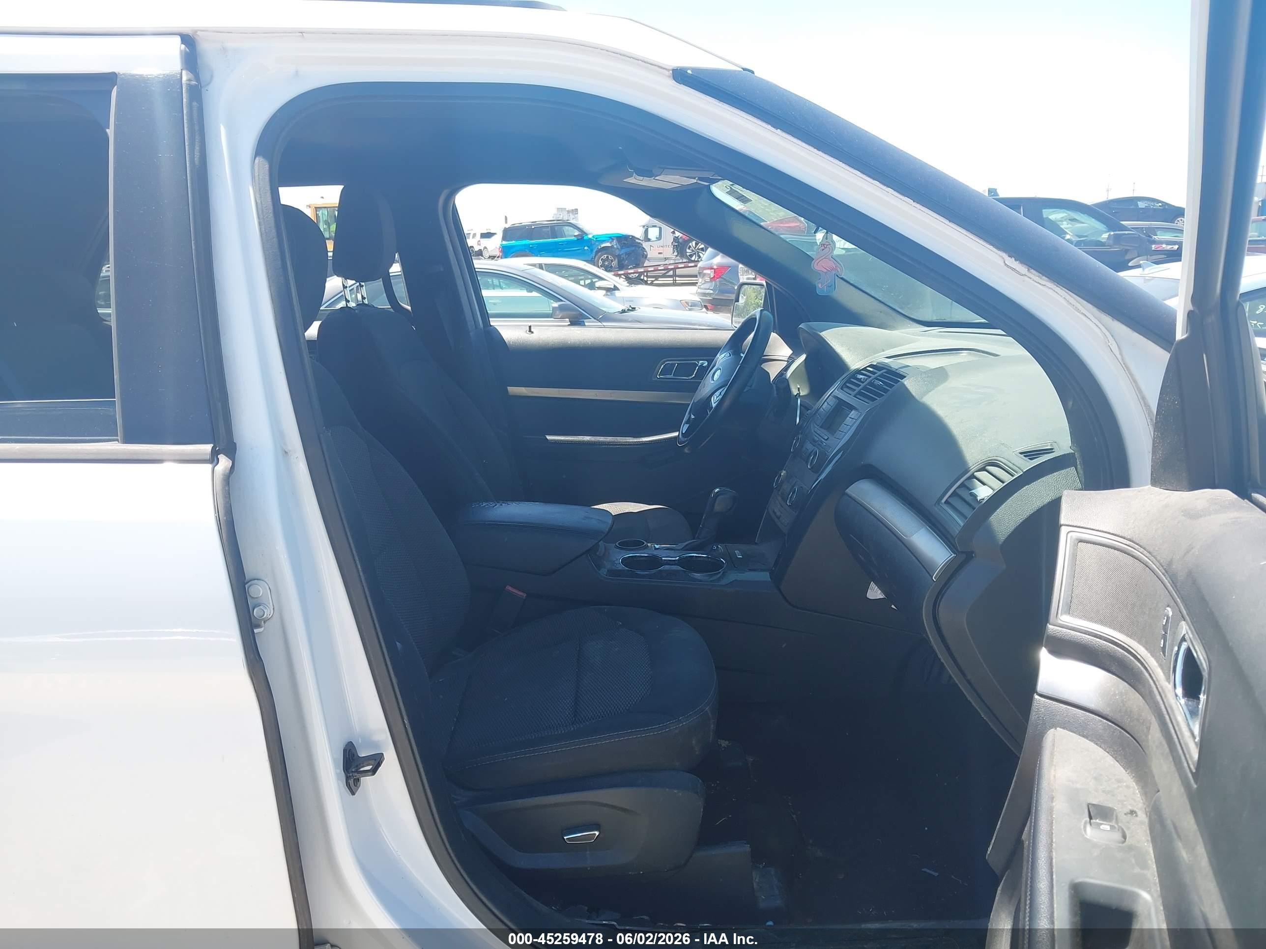 2018 Ford Explorer Xlt White vin: 1FM5K7DH6JGA13638