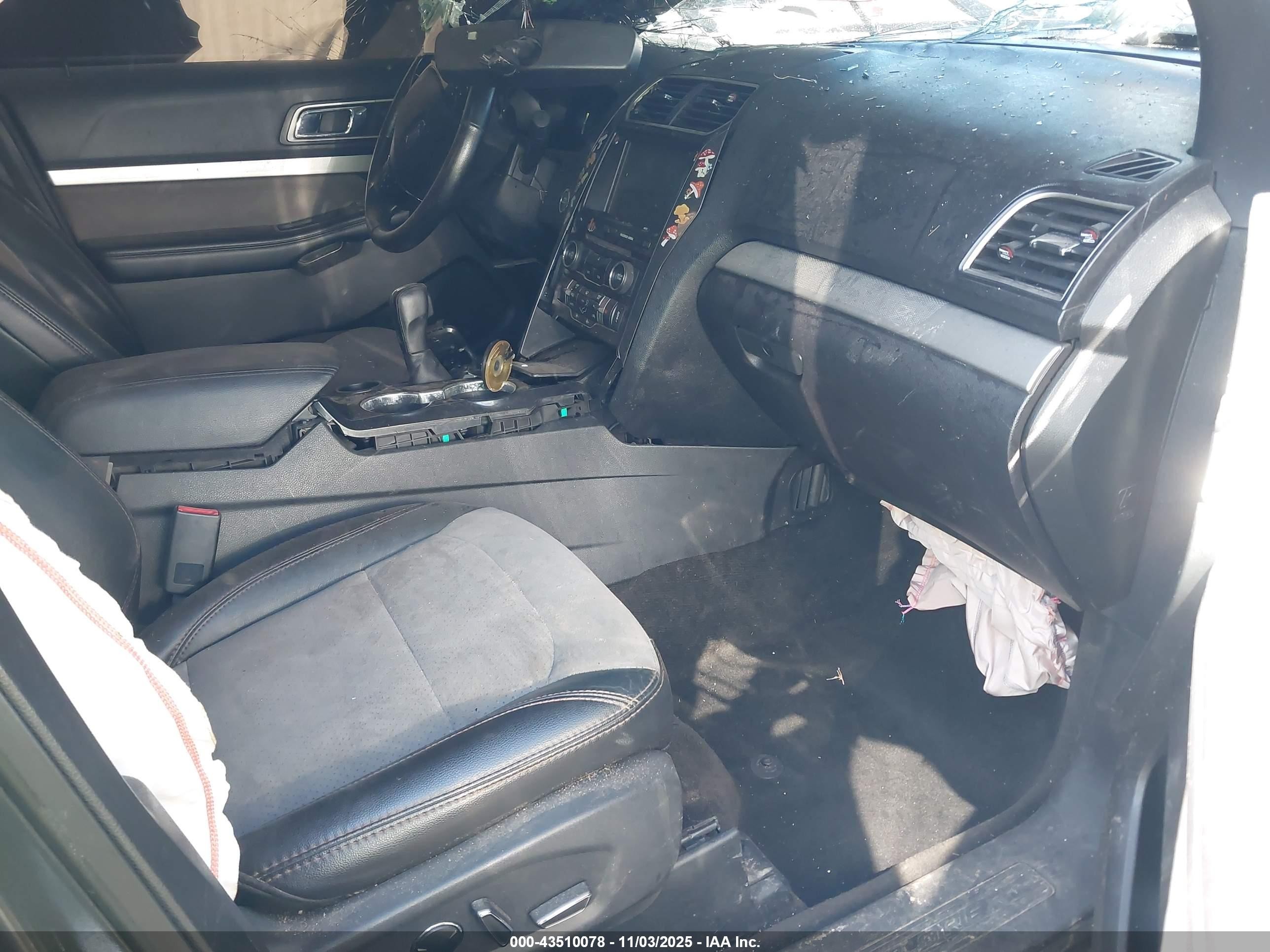 2017 Ford Explorer Xlt Серый vin: 1FM5K7DH7HGC46521