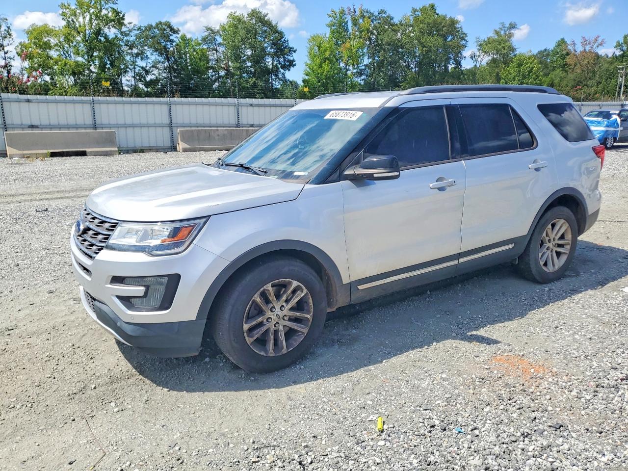 2016 Ford Explorer Xlt Серебряный vin: 1FM5K7DH8GGC98903