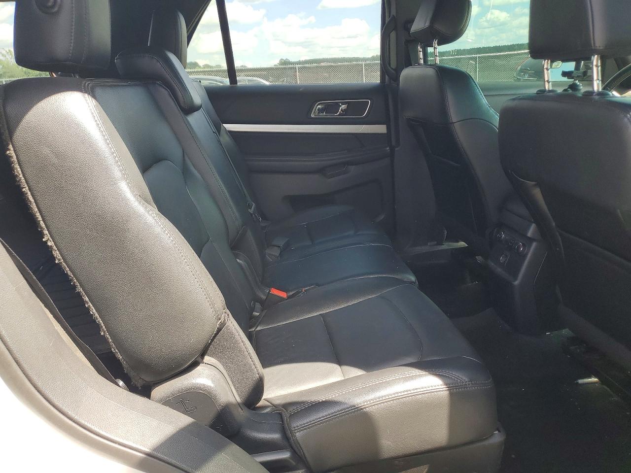 2016 Ford Explorer Xlt Silver vin: 1FM5K7DH8GGC98903