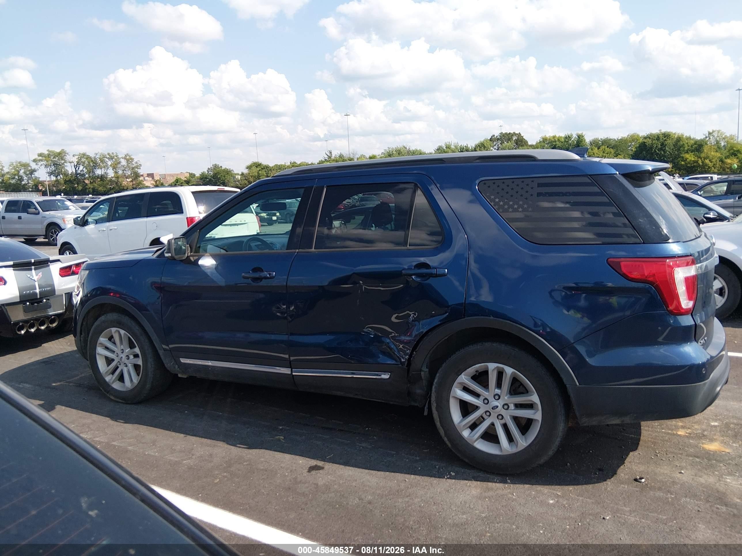 2017 Ford Explorer Xlt Синий vin: 1FM5K7DH9HGC54037