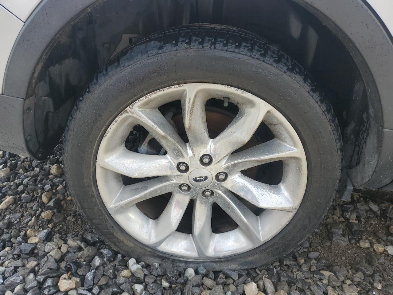 2013 Ford Explorer Limited Silver vin: 1FM5K7F80DGA11966 Damage: Right Rear Wheel, Curb Rash, > 12 Inches