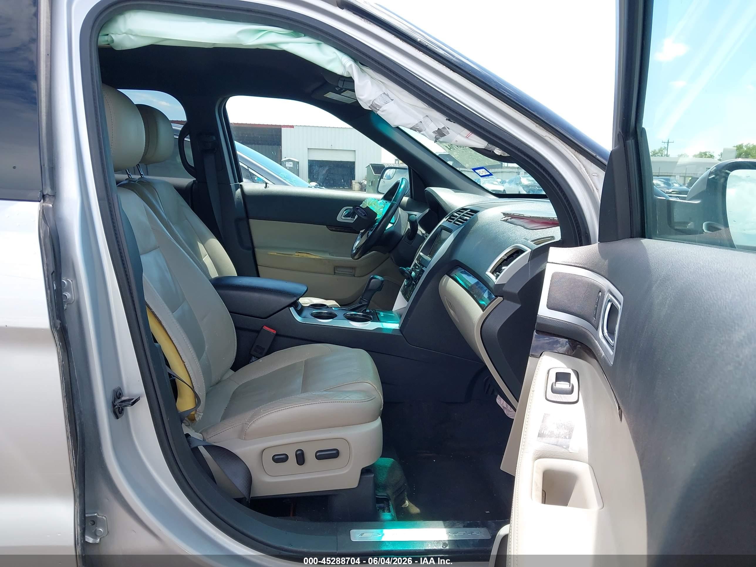 2013 Ford Explorer Limited Серебряный vin: 1FM5K7F80DGA41100