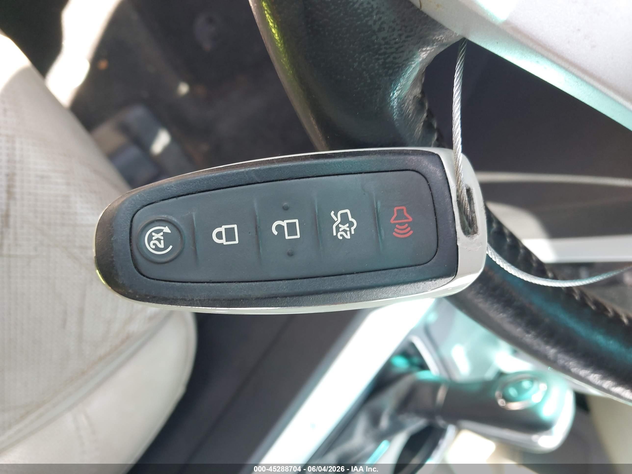 2013 Ford Explorer Limited Серебряный vin: 1FM5K7F80DGA41100
