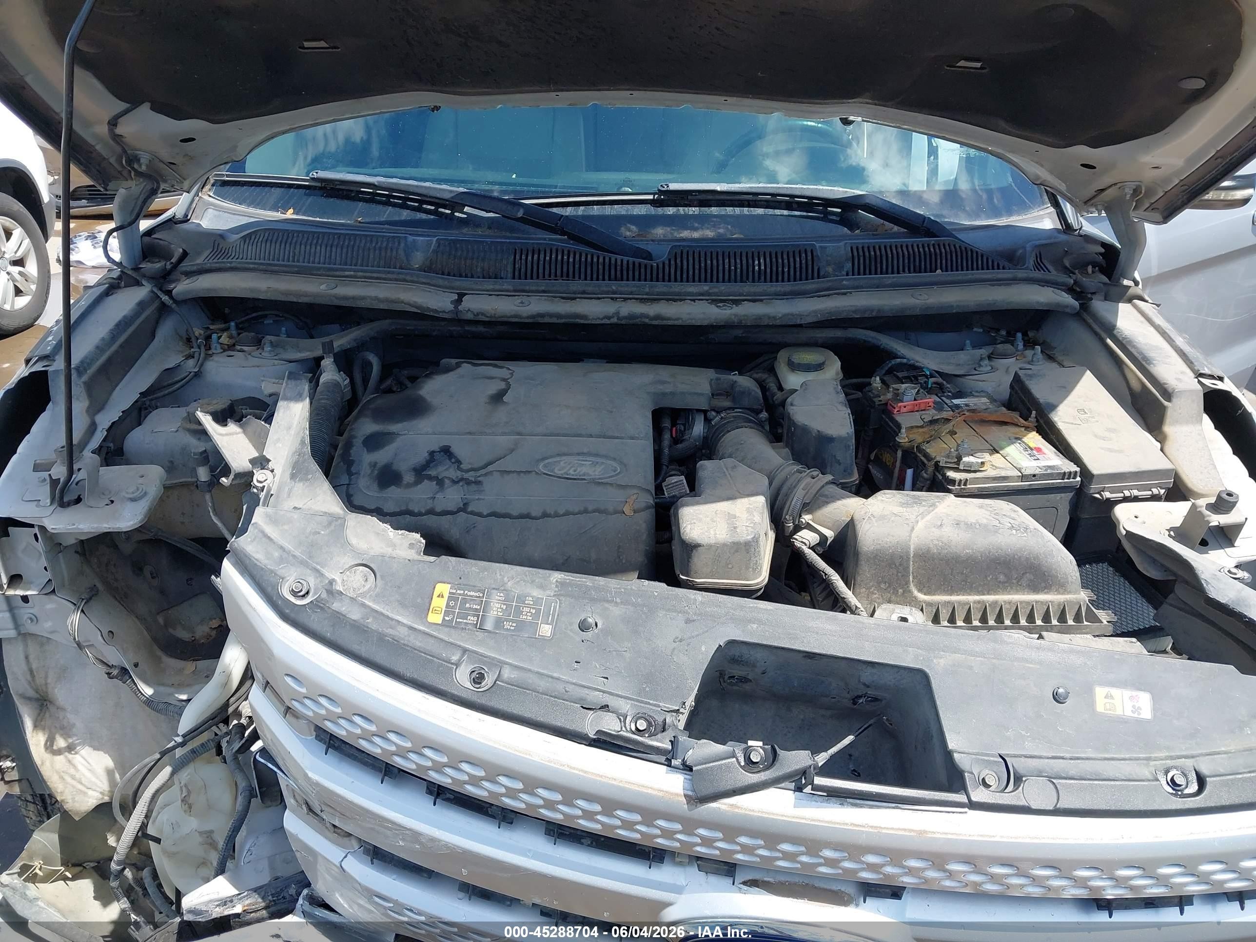 2013 Ford Explorer Limited Серебряный vin: 1FM5K7F80DGA41100