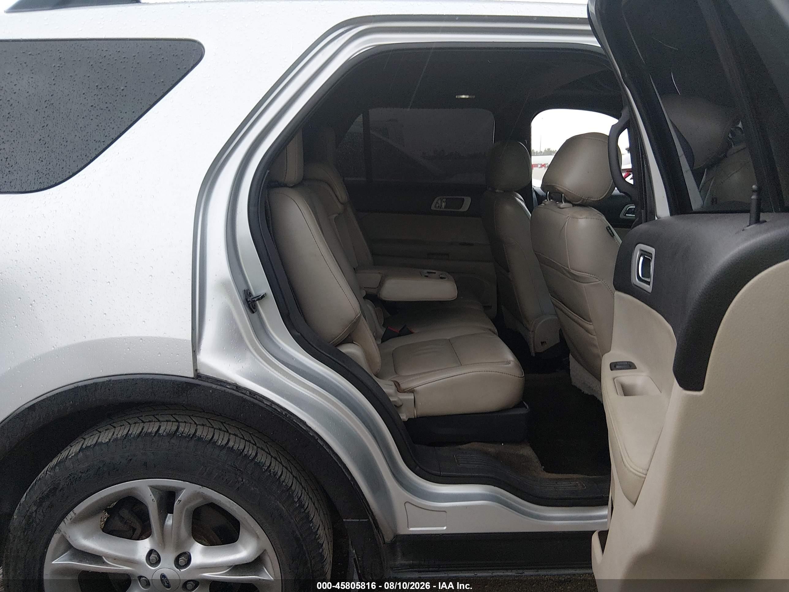 2015 Ford Explorer Limited Серебряный vin: 1FM5K7F80FGB02965