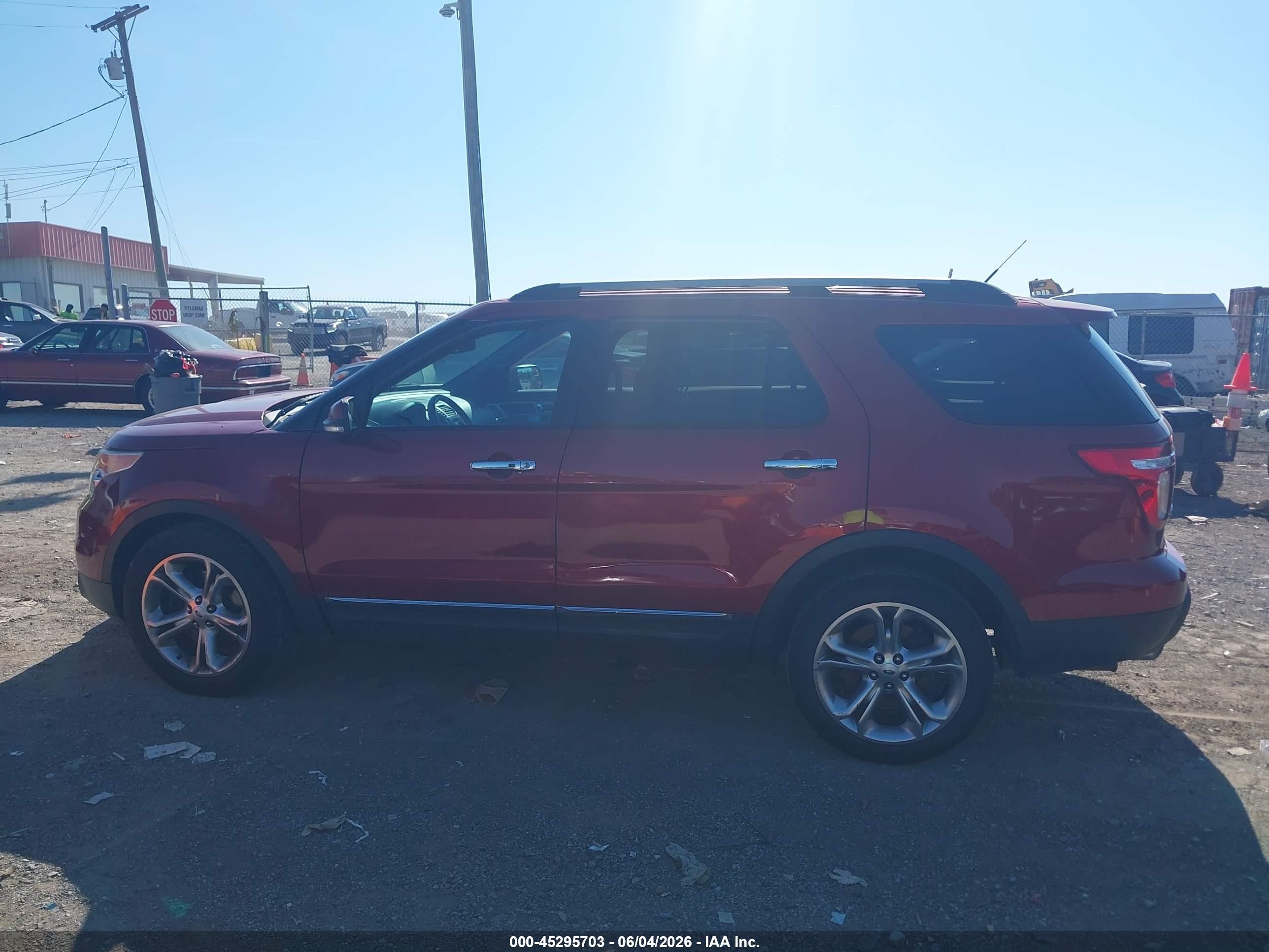 2015 Ford Explorer Limited Темно-бордовый vin: 1FM5K7F80FGB71171
