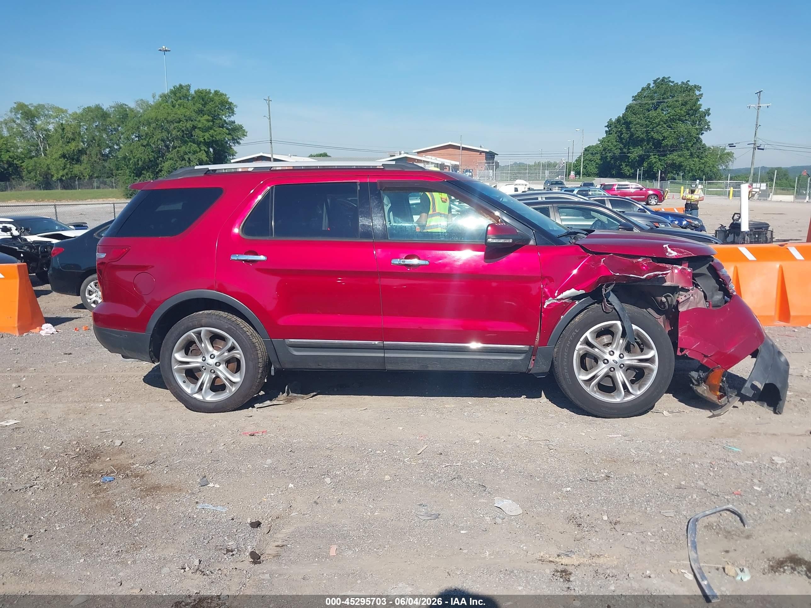 2015 Ford Explorer Limited Темно-бордовый vin: 1FM5K7F80FGB71171