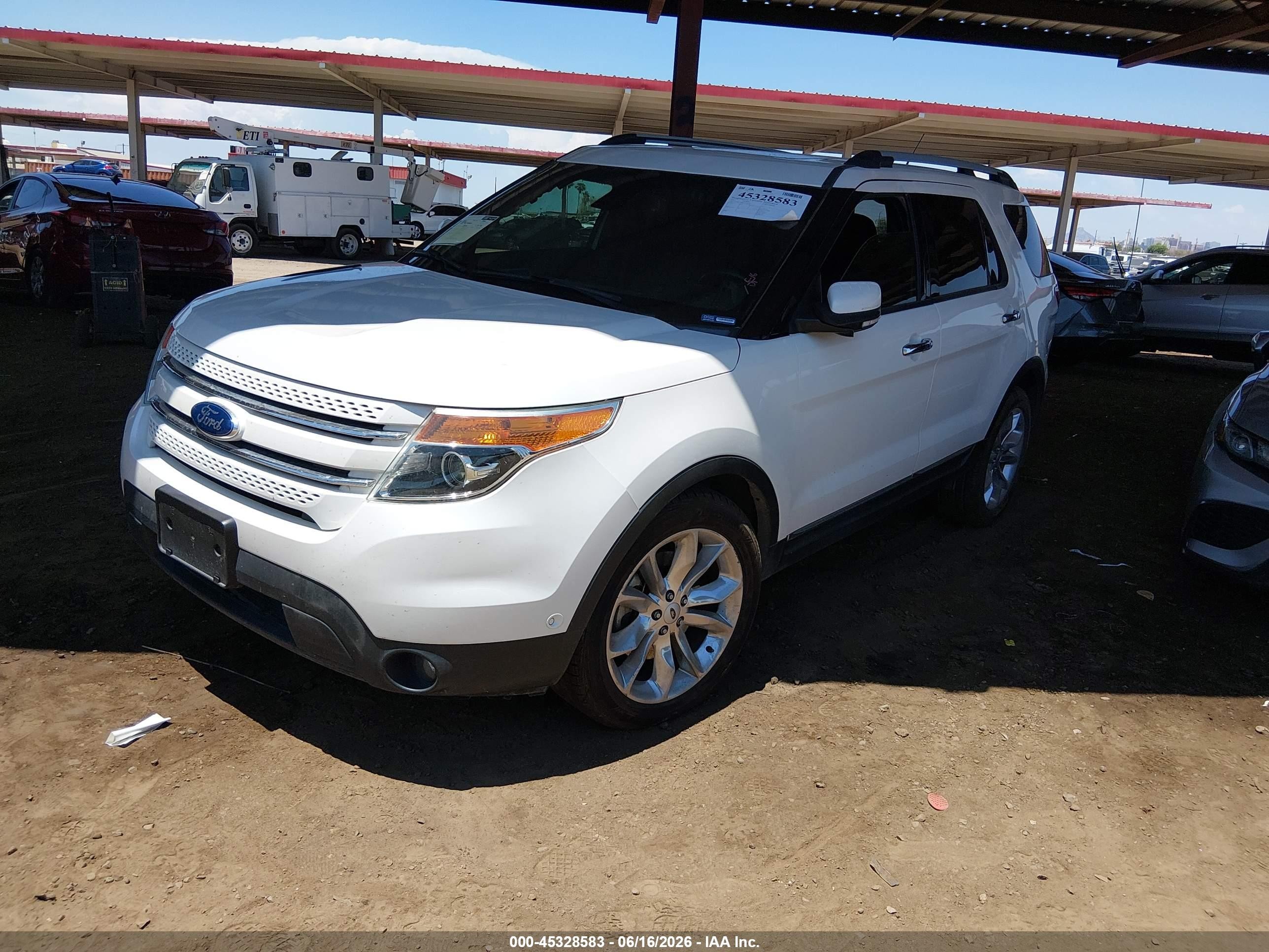 2015 Ford Explorer Limited White vin: 1FM5K7F80FGC38156