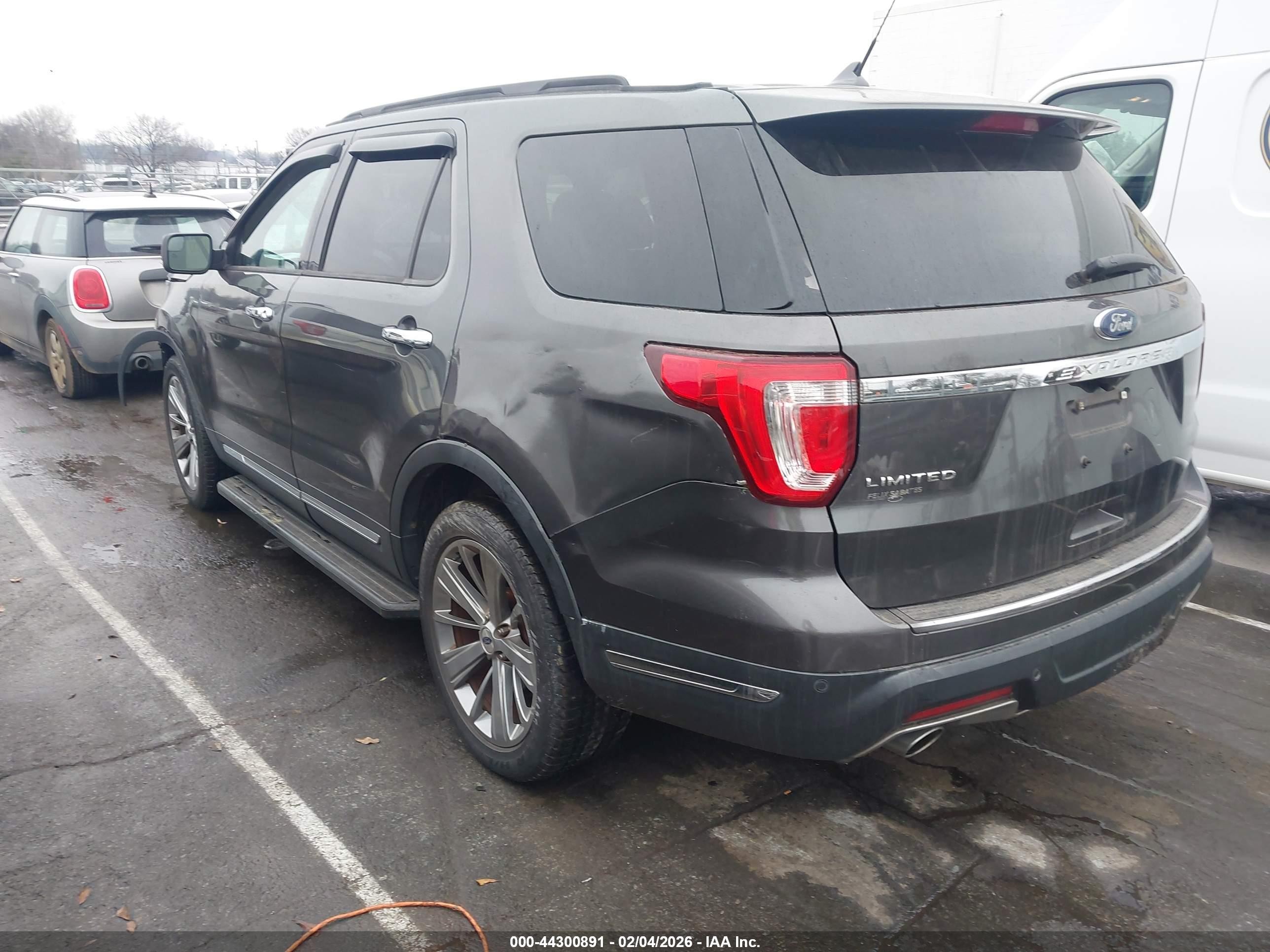 2018 Ford Explorer Limited Серый vin: 1FM5K7F80JGB11366