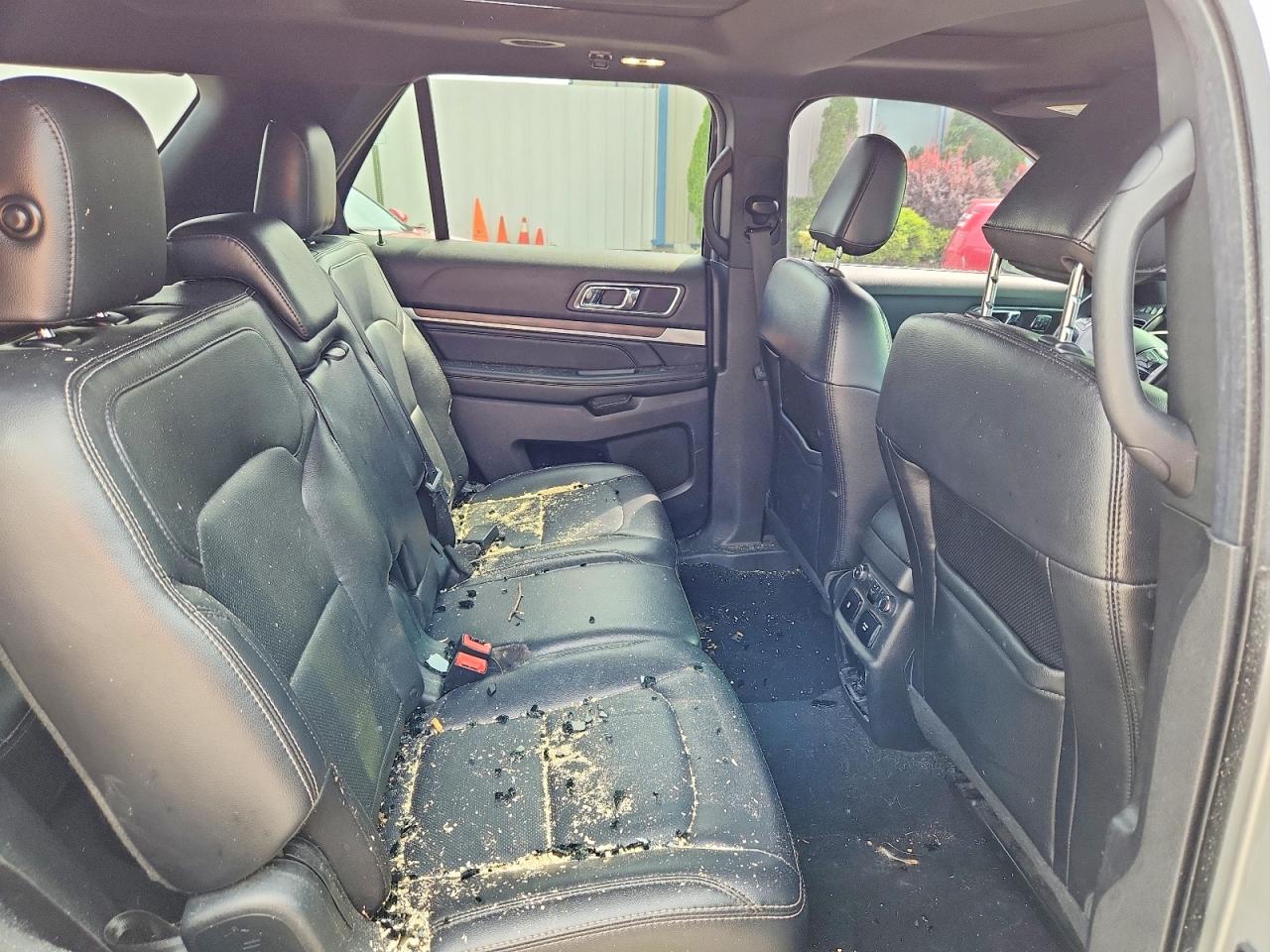 2019 Ford Explorer Limited Silver vin: 1FM5K7F80KGB13698