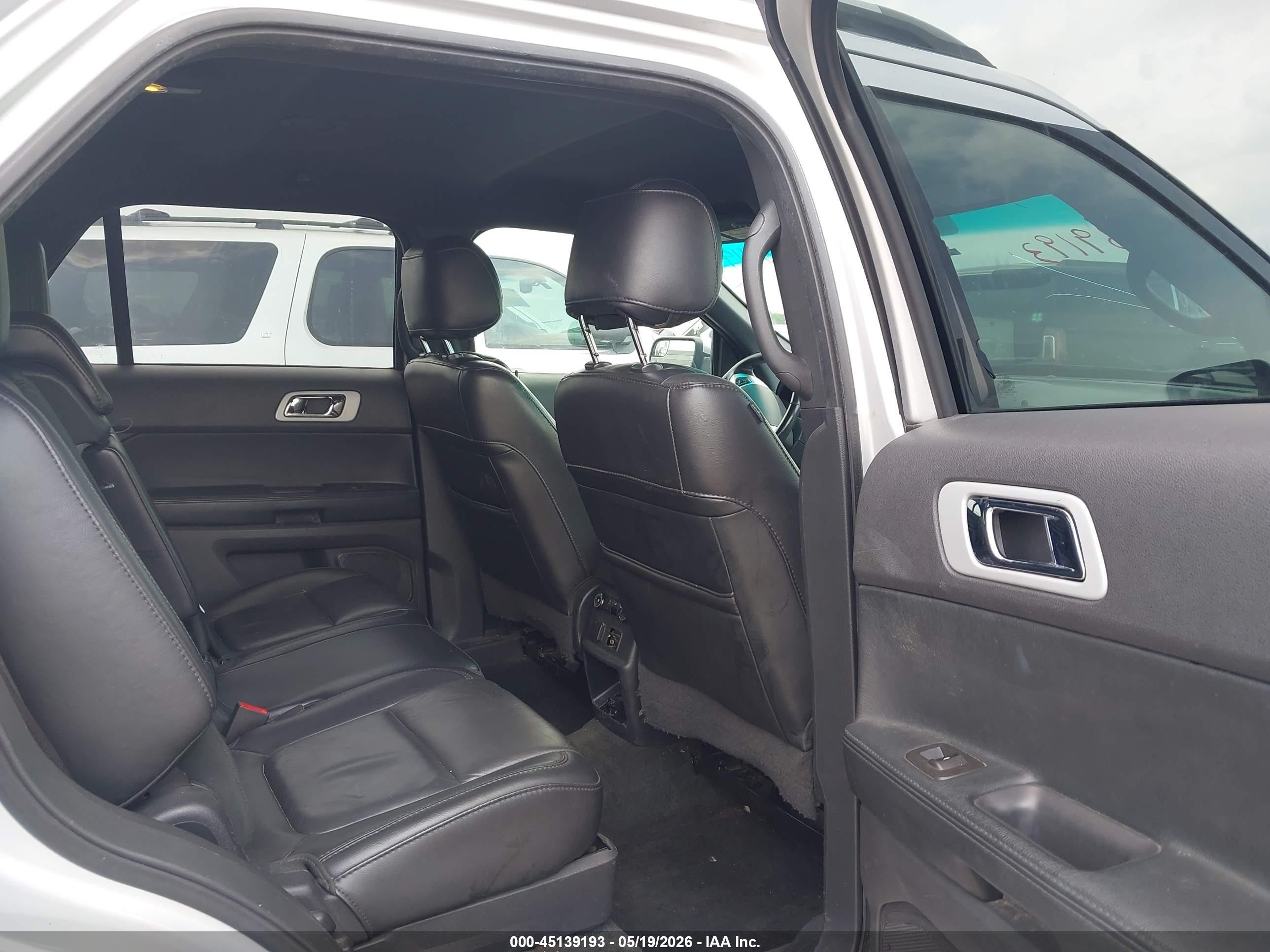 2014 Ford Explorer Limited Silver vin: 1FM5K7F81EGB54166