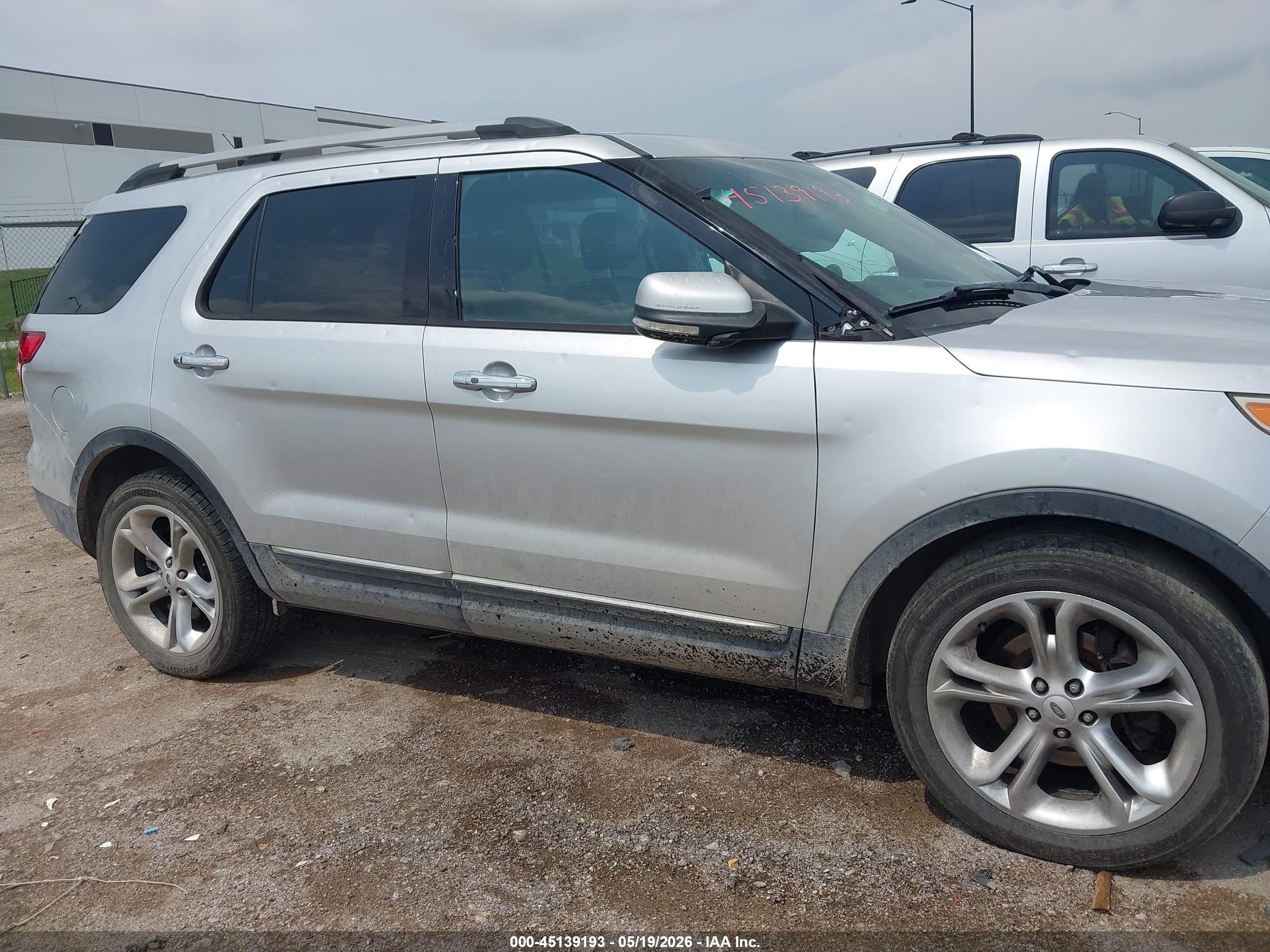 2014 Ford Explorer Limited Silver vin: 1FM5K7F81EGB54166