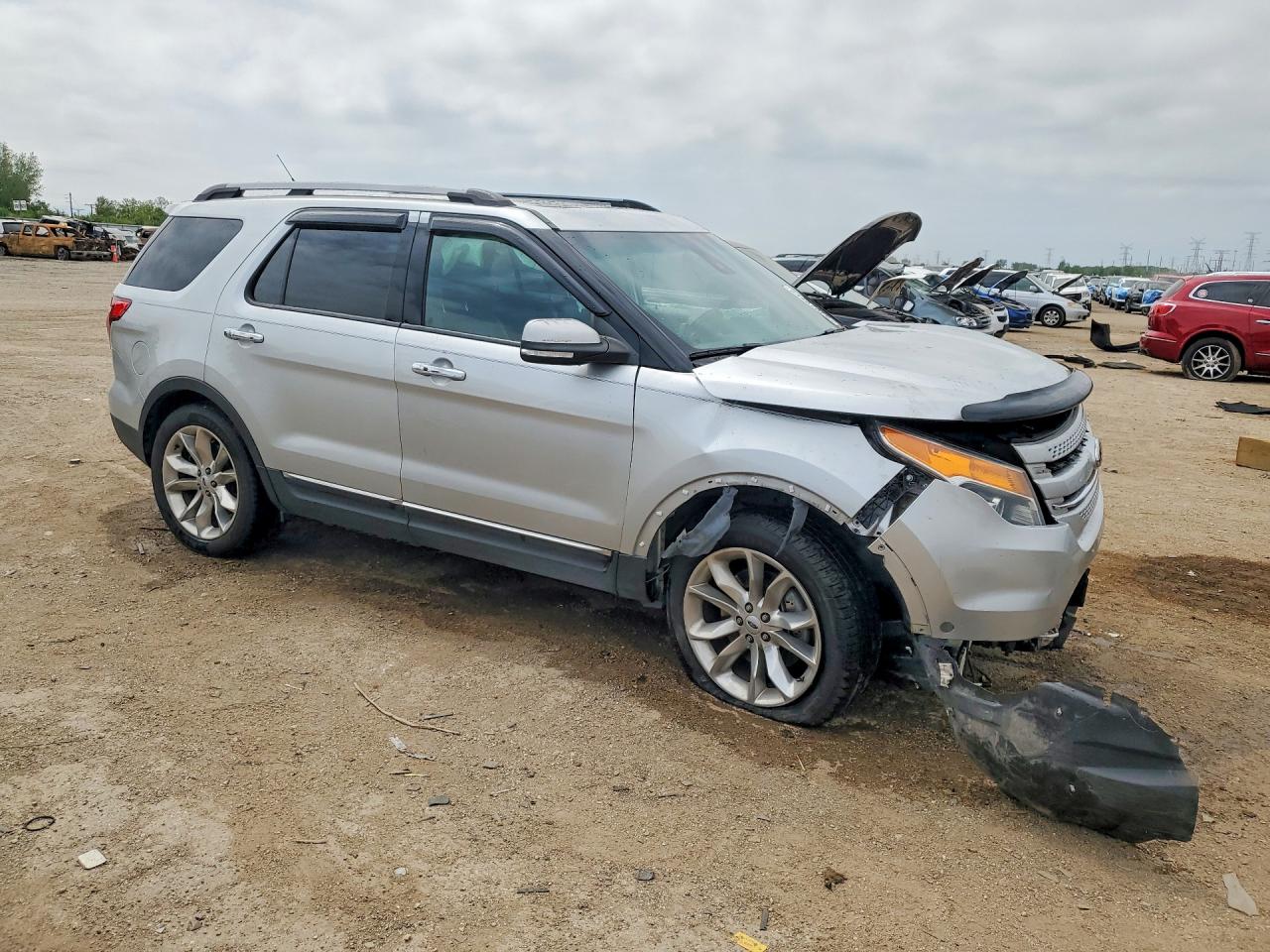 2015 Ford Explorer Limited Silver vin: 1FM5K7F81FGC38425