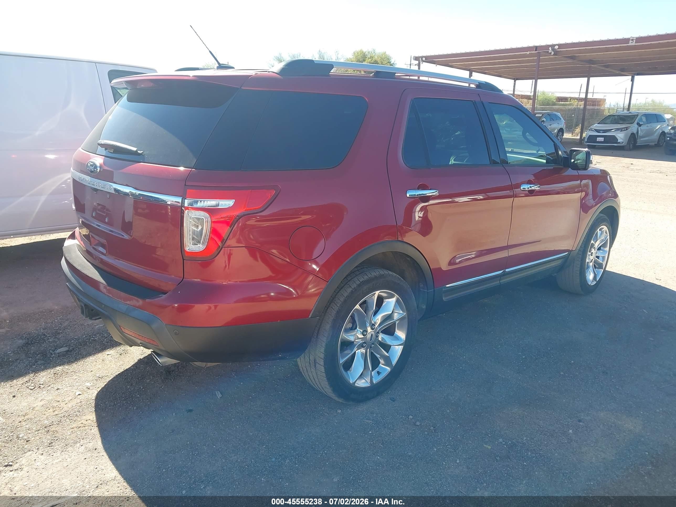 2014 Ford Explorer Limited Red vin: 1FM5K7F82EGC13077