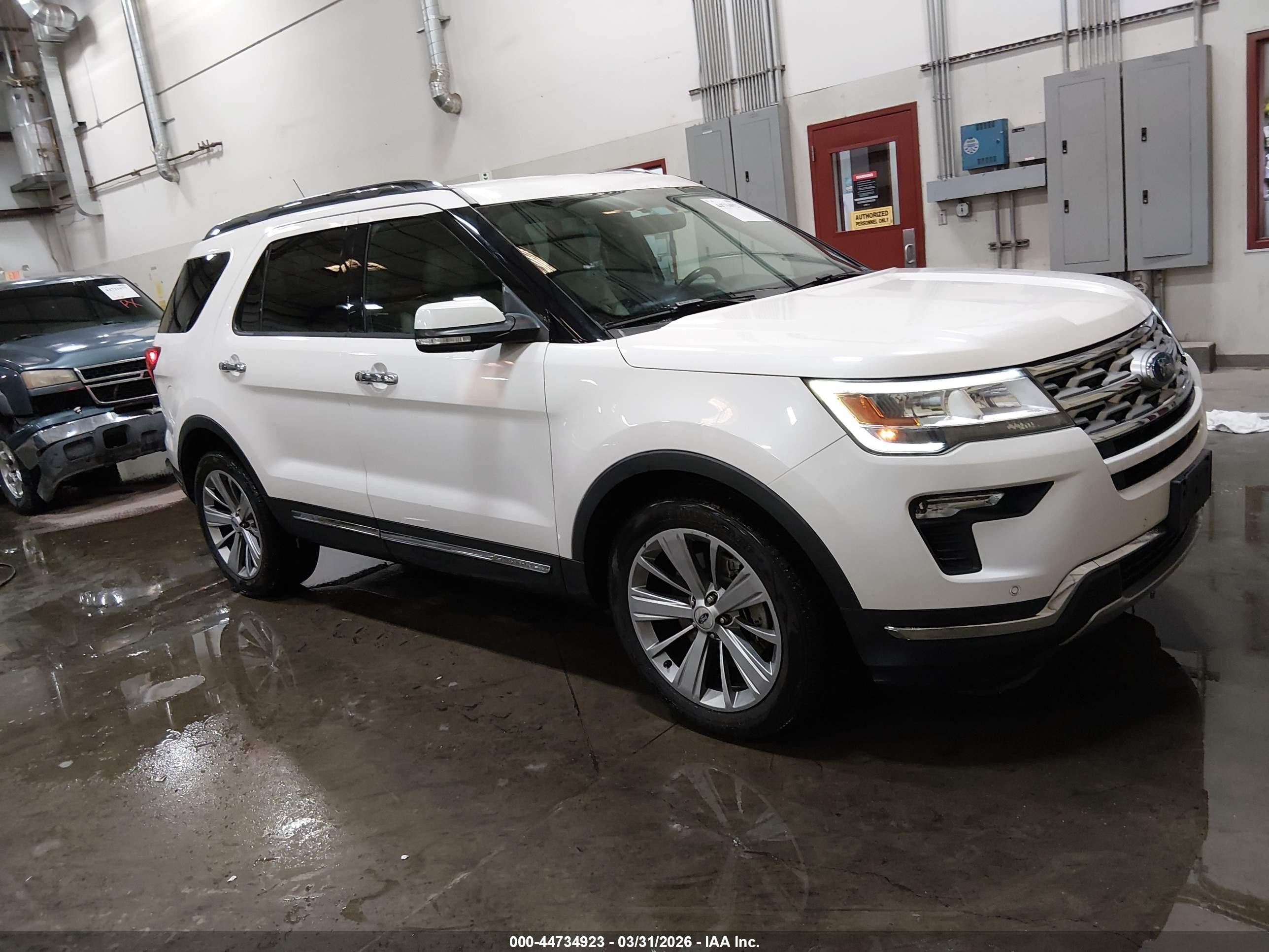 2018 Ford Explorer Limited Белый vin: 1FM5K7F82JGA46911