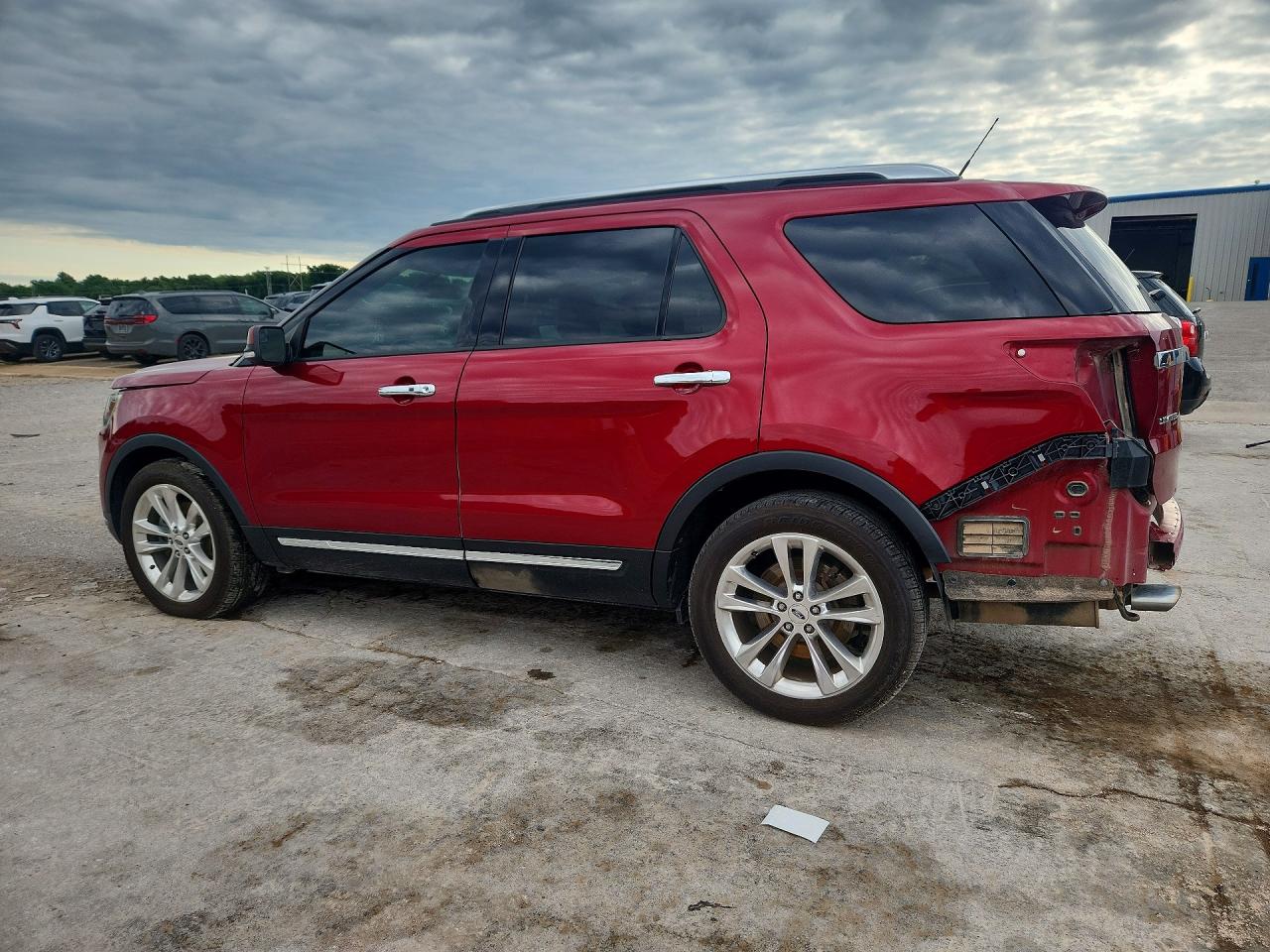 2018 Ford Explorer Limited Red vin: 1FM5K7F82JGC13901