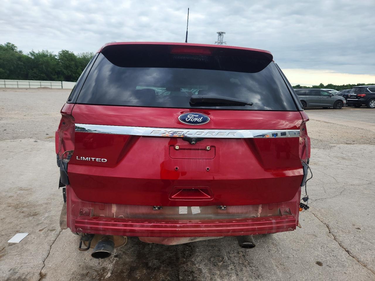 2018 Ford Explorer Limited Red vin: 1FM5K7F82JGC13901