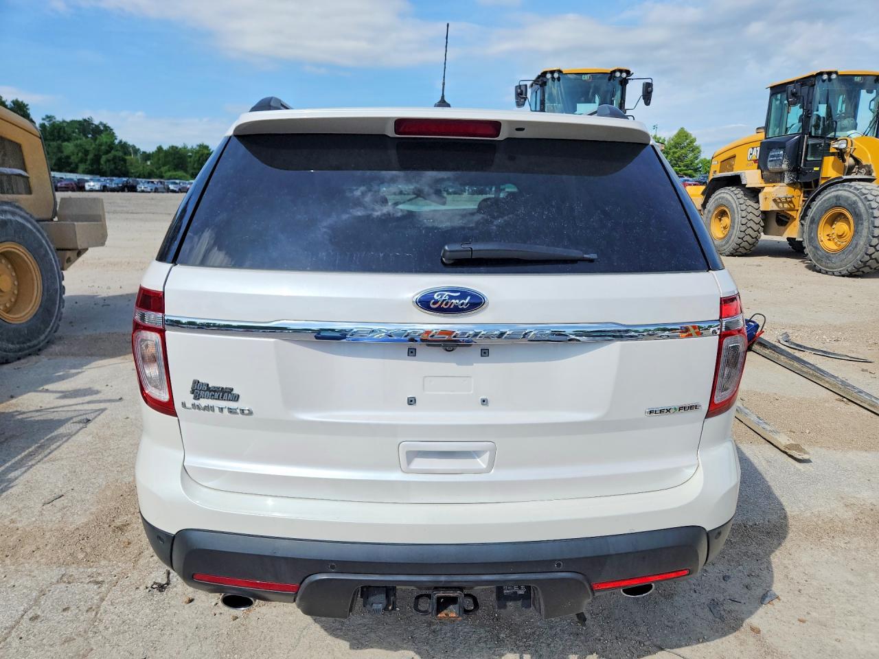 2014 Ford Explorer Limited White vin: 1FM5K7F83EGB15921