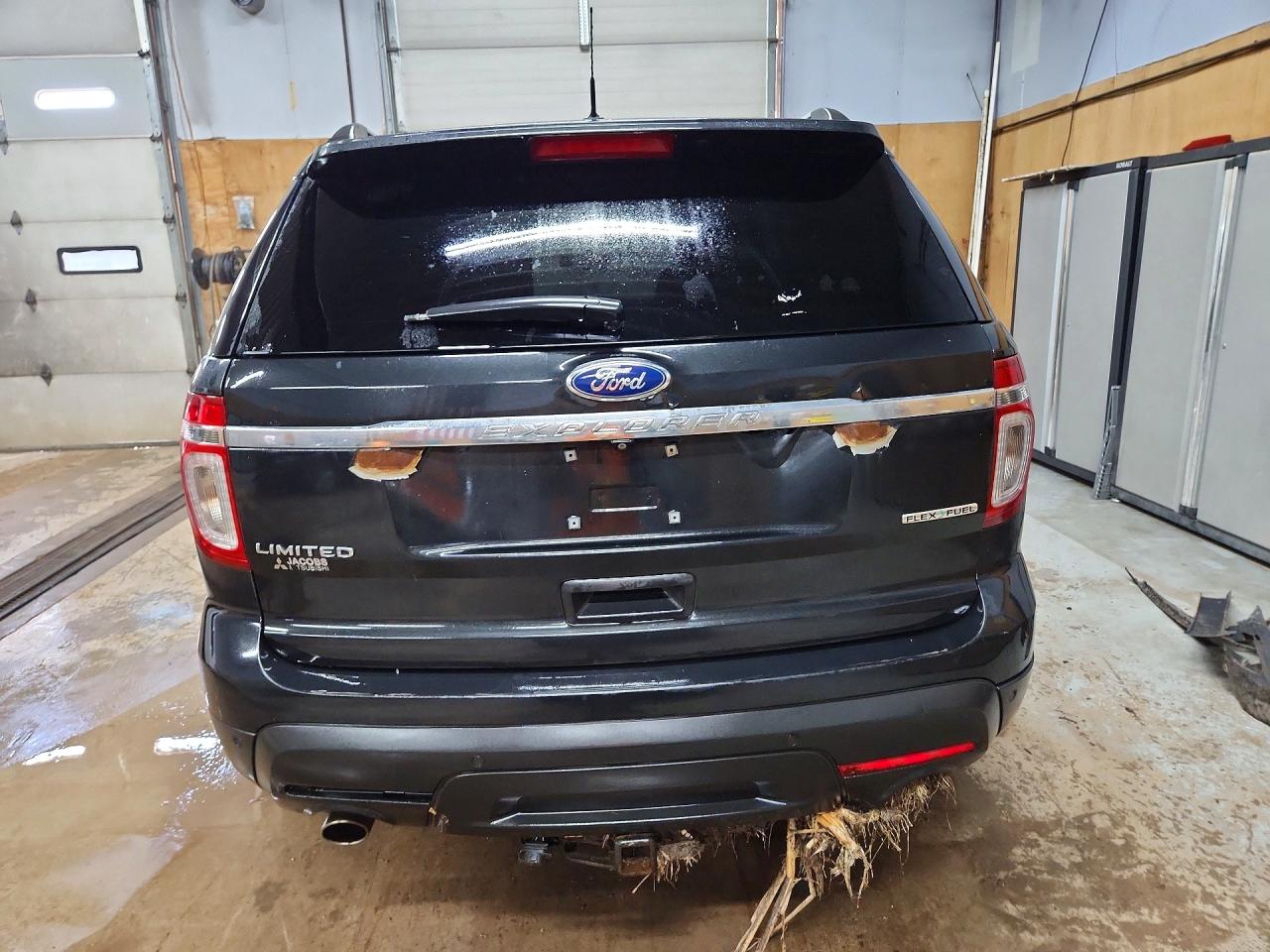 2015 Ford Explorer Limited Черный vin: 1FM5K7F83FGB81984