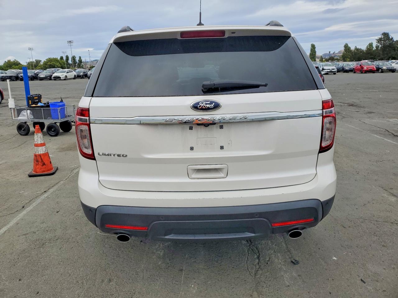 2013 Ford Explorer Limited White vin: 1FM5K7F84DGC70444