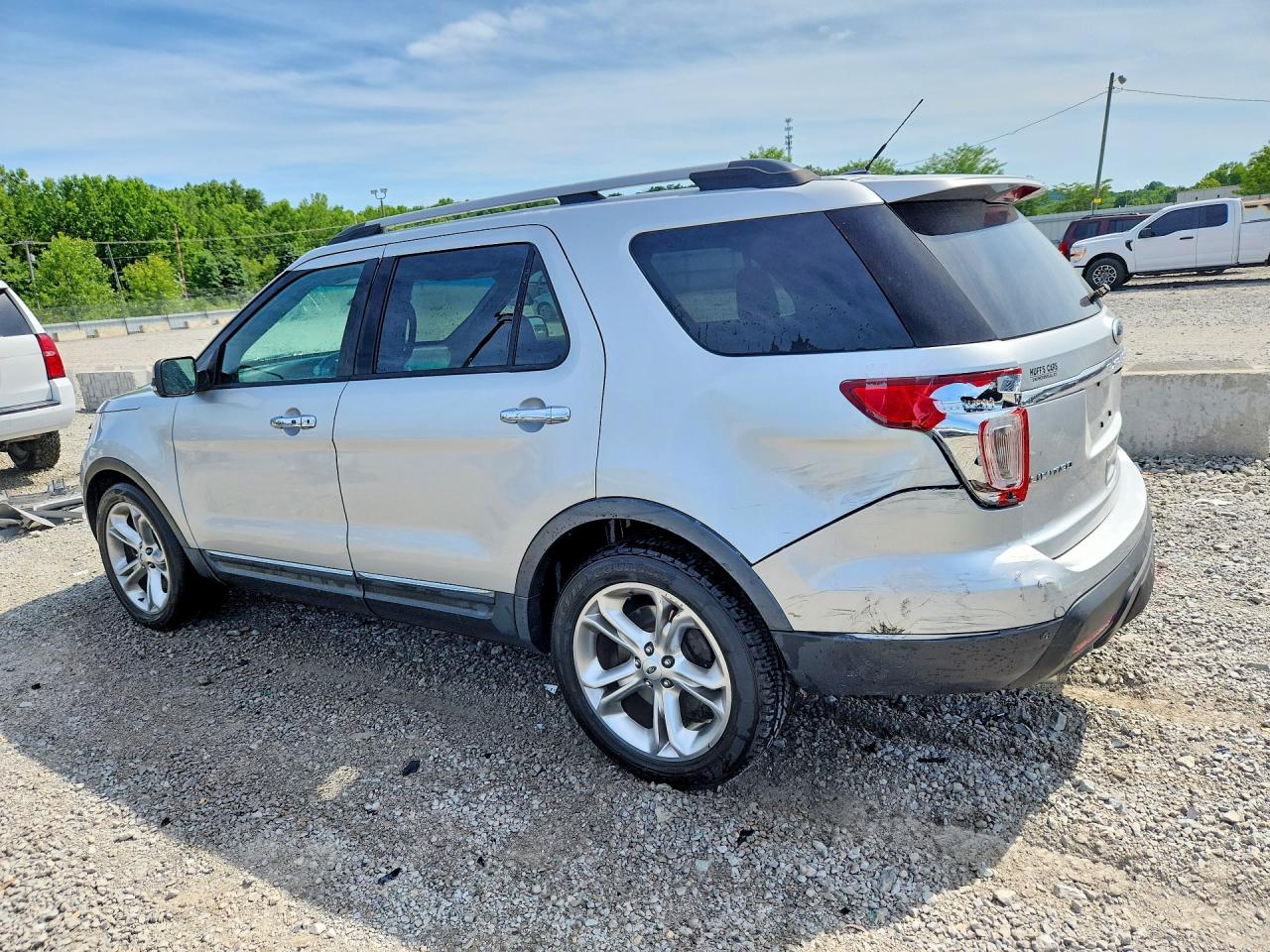 2014 Ford Explorer Limited Silver vin: 1FM5K7F84EGA58595