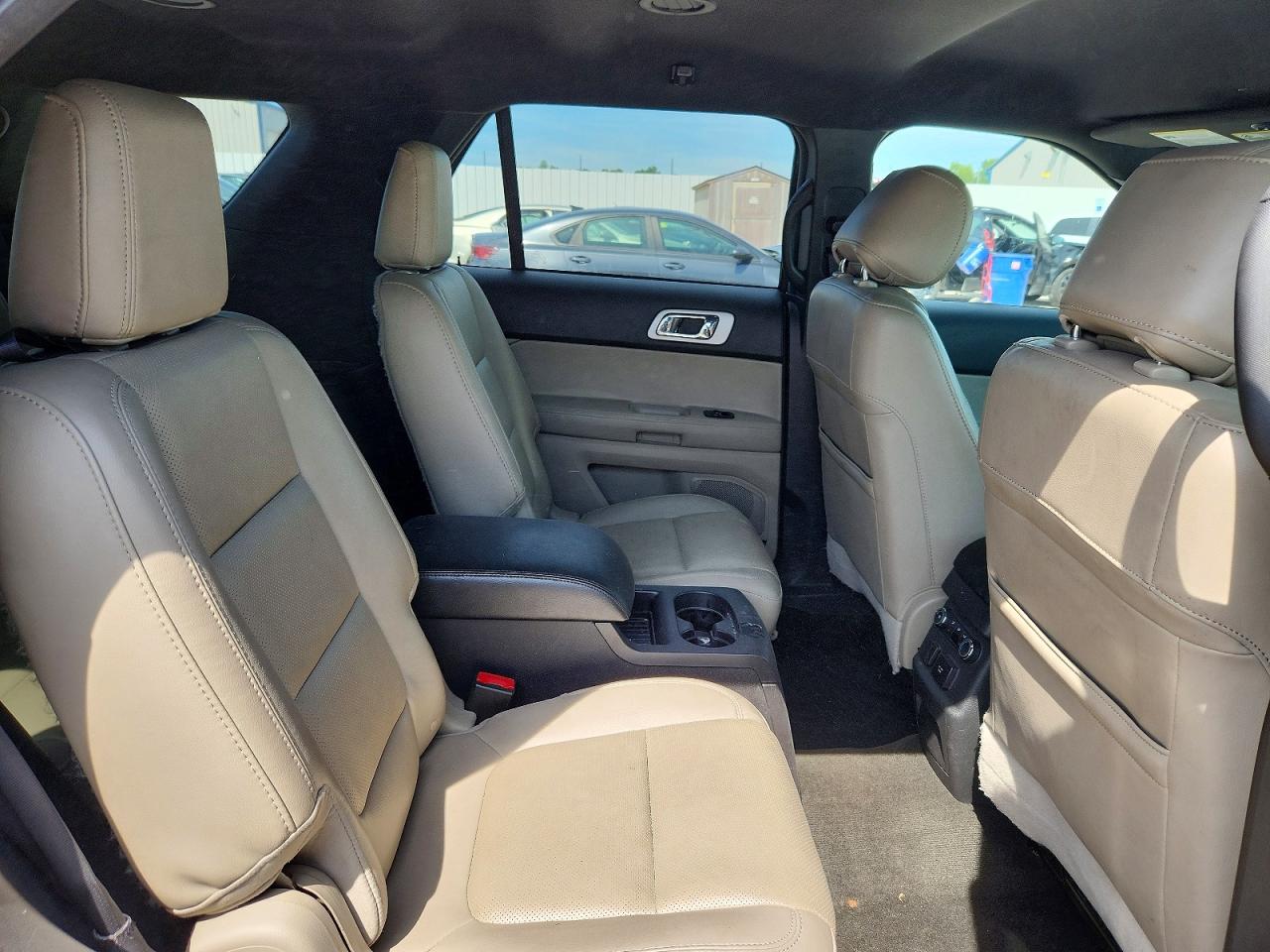 2014 Ford Explorer Limited Silver vin: 1FM5K7F84EGA58595