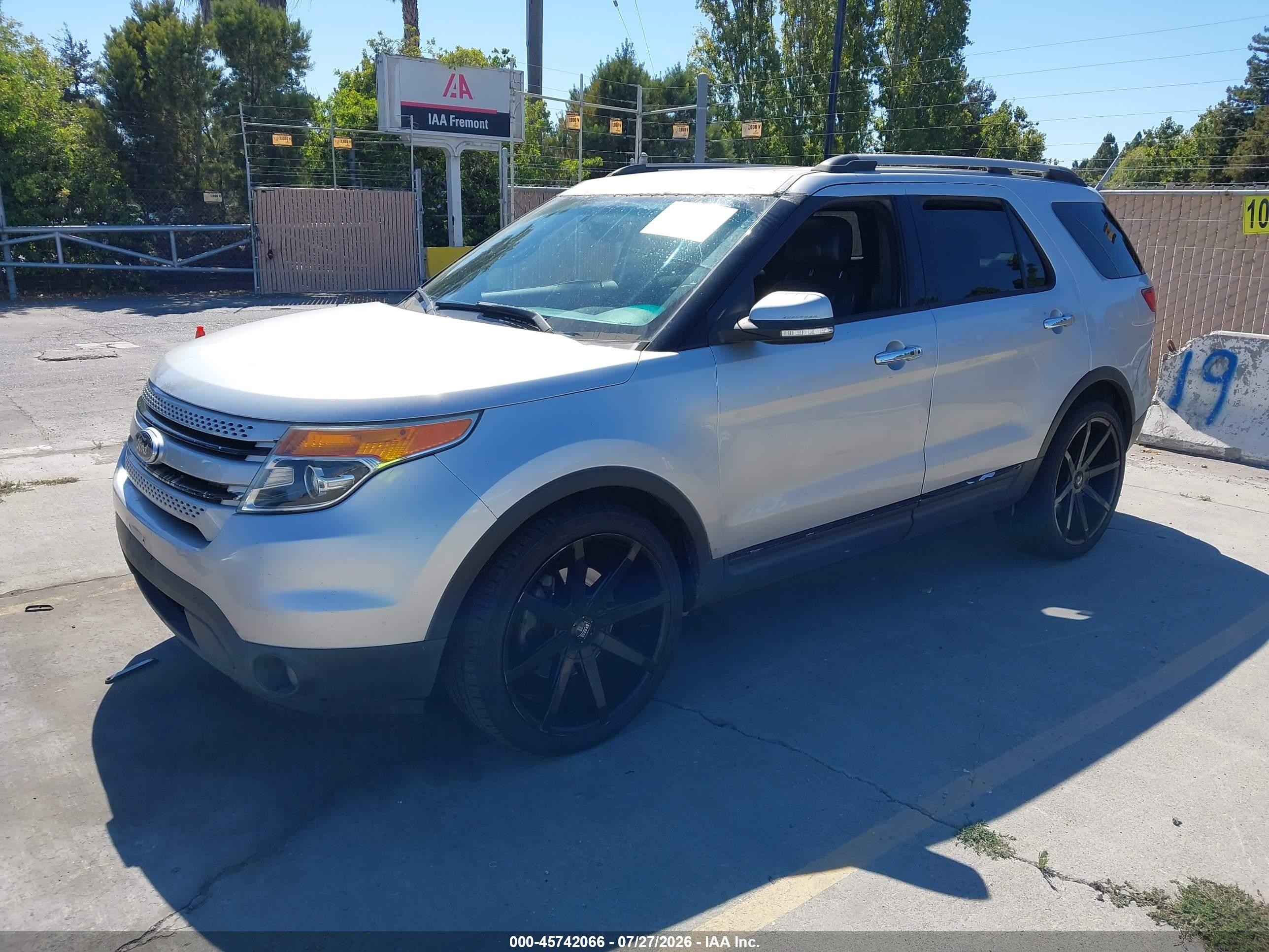 2015 Ford Explorer Limited Gray vin: 1FM5K7F84FGB97725