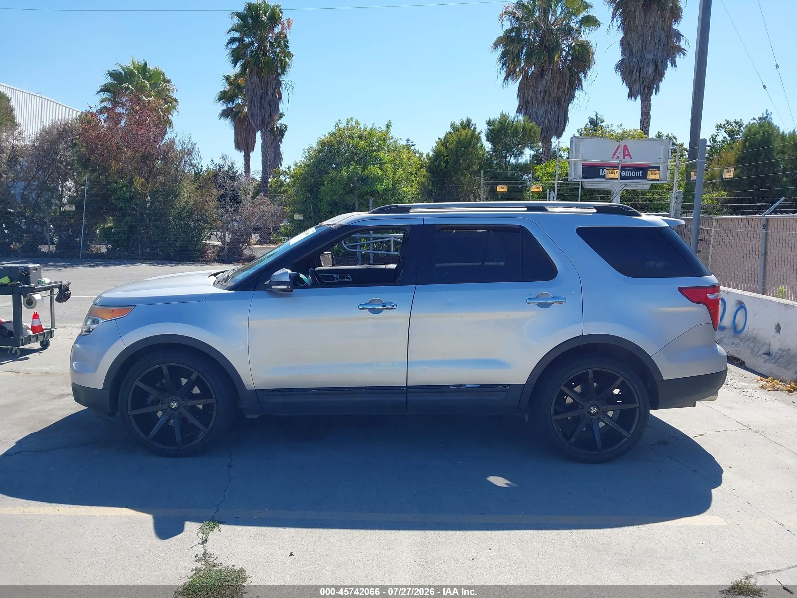 2015 Ford Explorer Limited Gray vin: 1FM5K7F84FGB97725