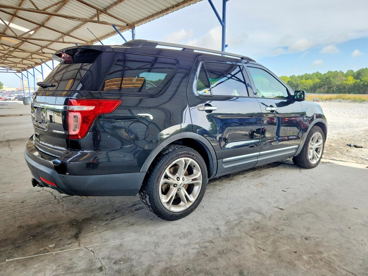 2015 Ford Explorer Limited Черный vin: 1FM5K7F84FGC33400