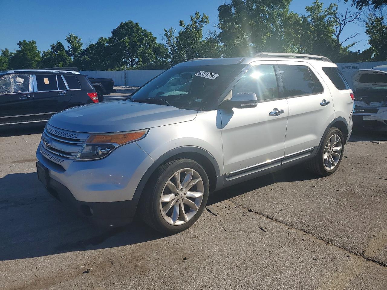 2013 Ford Explorer Limited Silver vin: 1FM5K7F85DGB93339