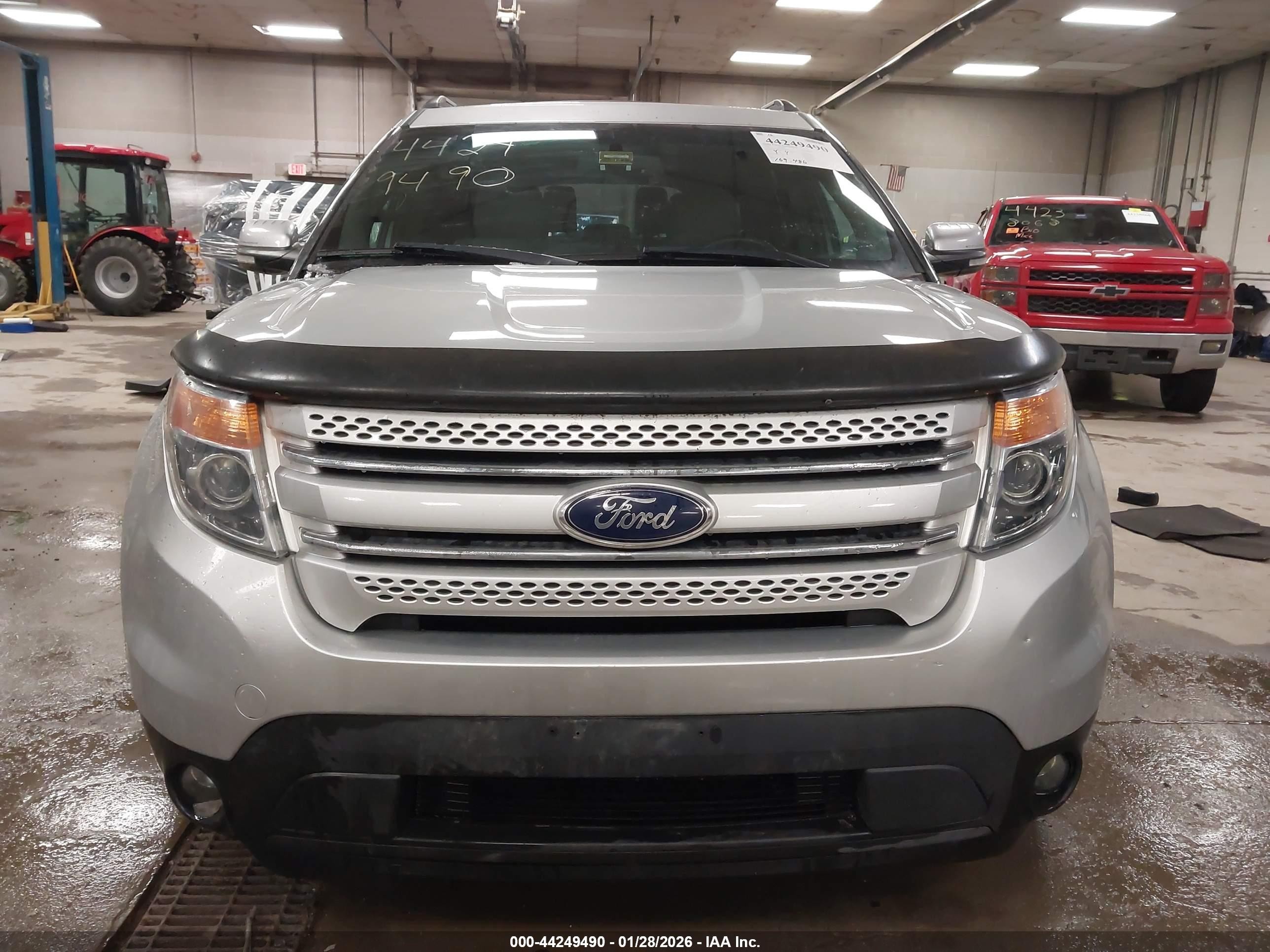 2014 Ford Explorer Limited Silver vin: 1FM5K7F85EGC59860