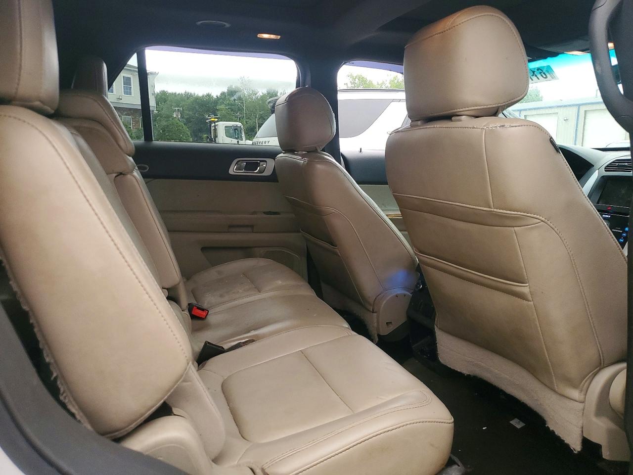 2014 Ford Explorer Limited Silver vin: 1FM5K7F85EGC59860