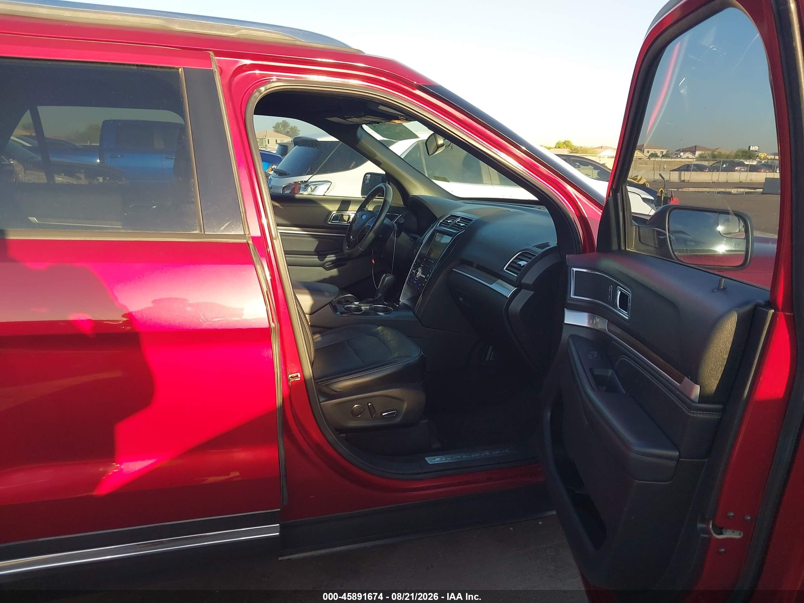 2018 Ford Explorer Limited Red vin: 1FM5K7F85JGA37913