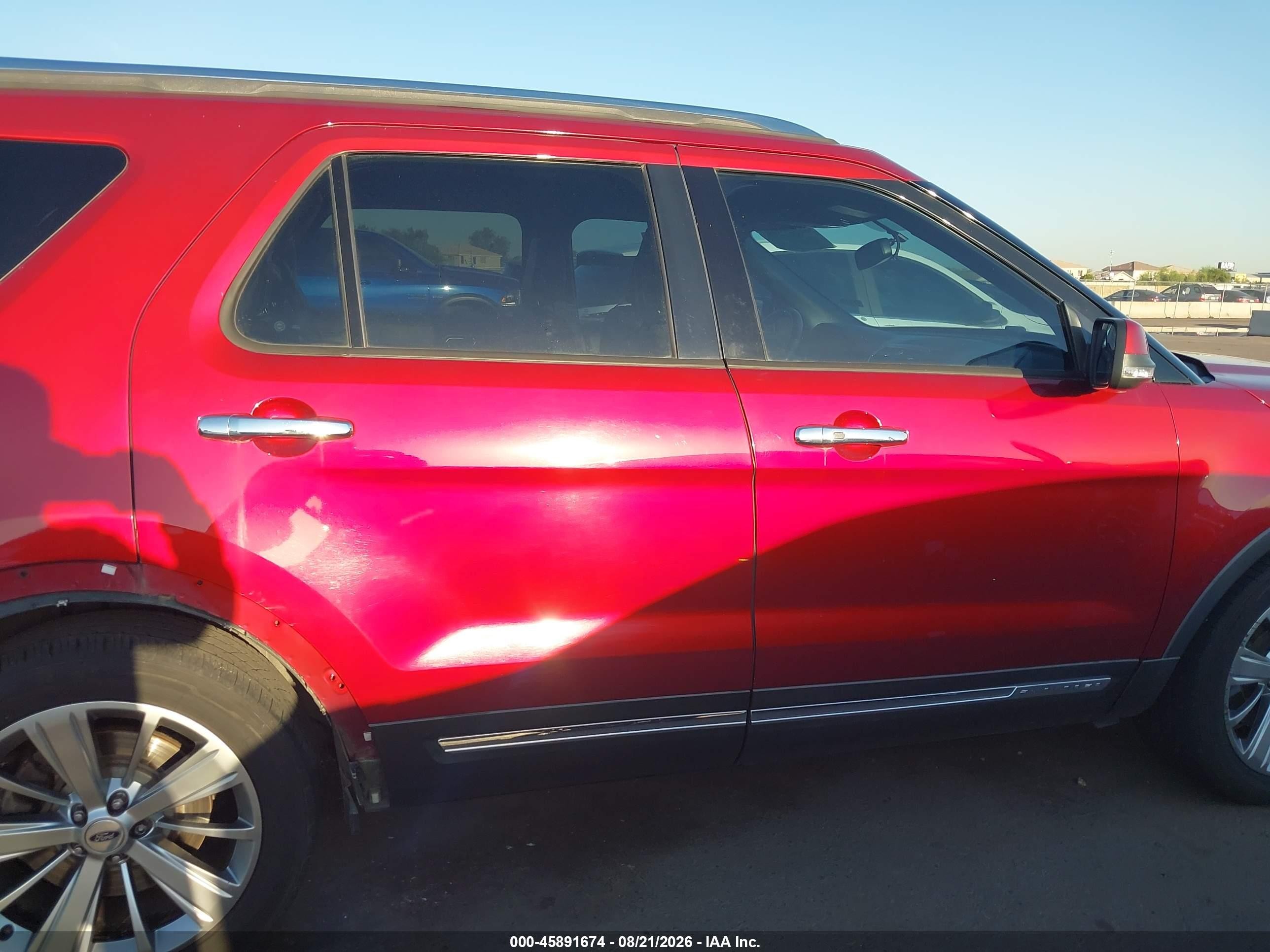 2018 Ford Explorer Limited Red vin: 1FM5K7F85JGA37913