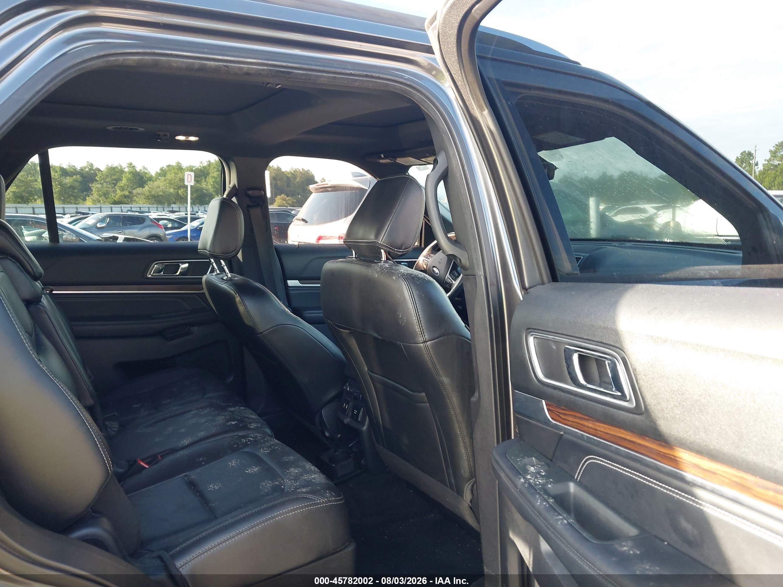 2018 Ford Explorer Limited Gray vin: 1FM5K7F85JGA89669