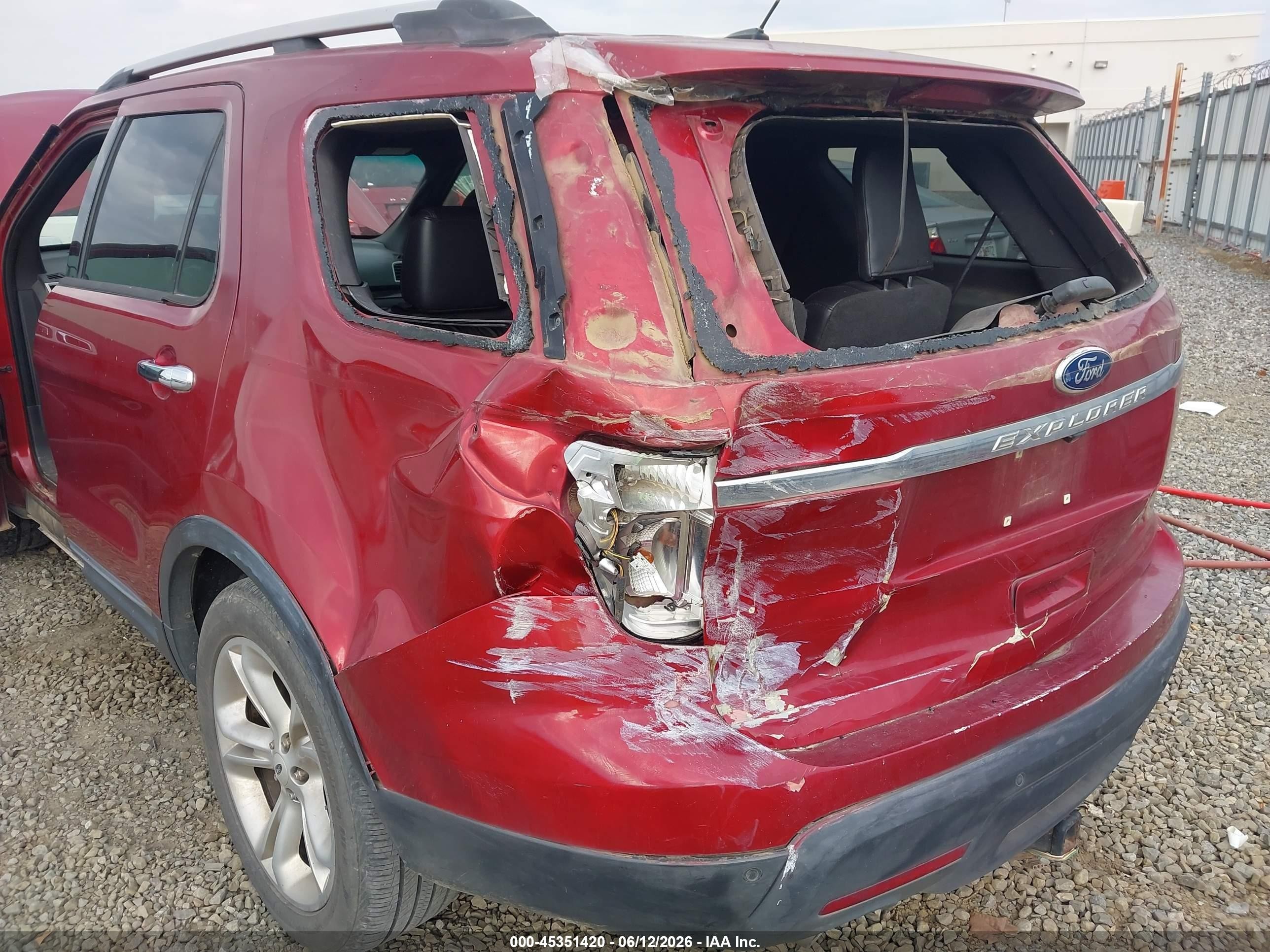 2013 Ford Explorer Limited Red vin: 1FM5K7F86DGC11623