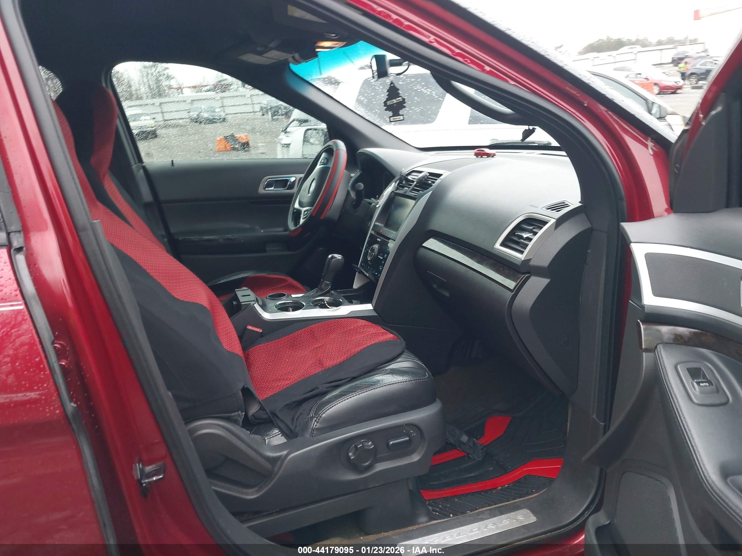 2013 Ford Explorer Limited Red vin: 1FM5K7F86DGC21536